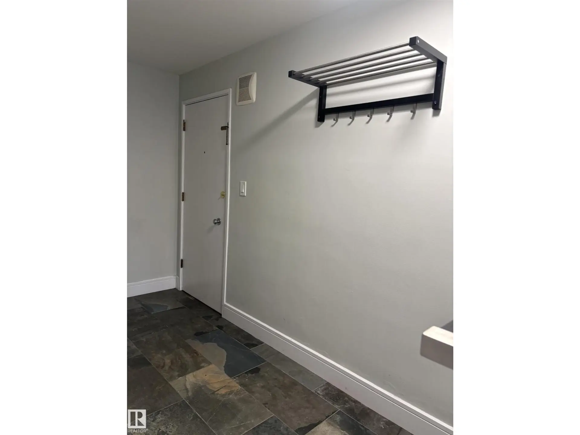 #24 8406 104 ST NW - Image 2