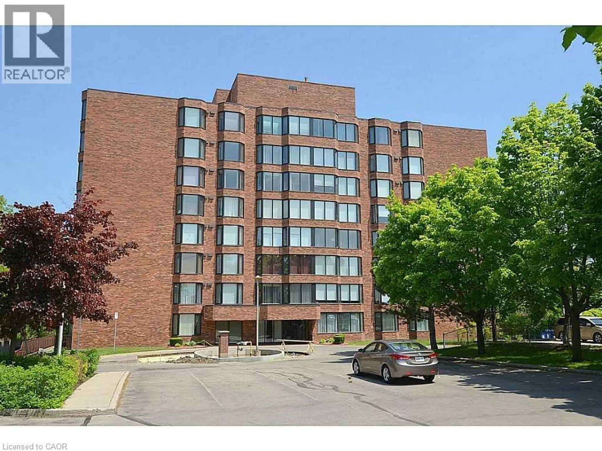 #306 200 LIMERIDGE ROAD W - Image 1