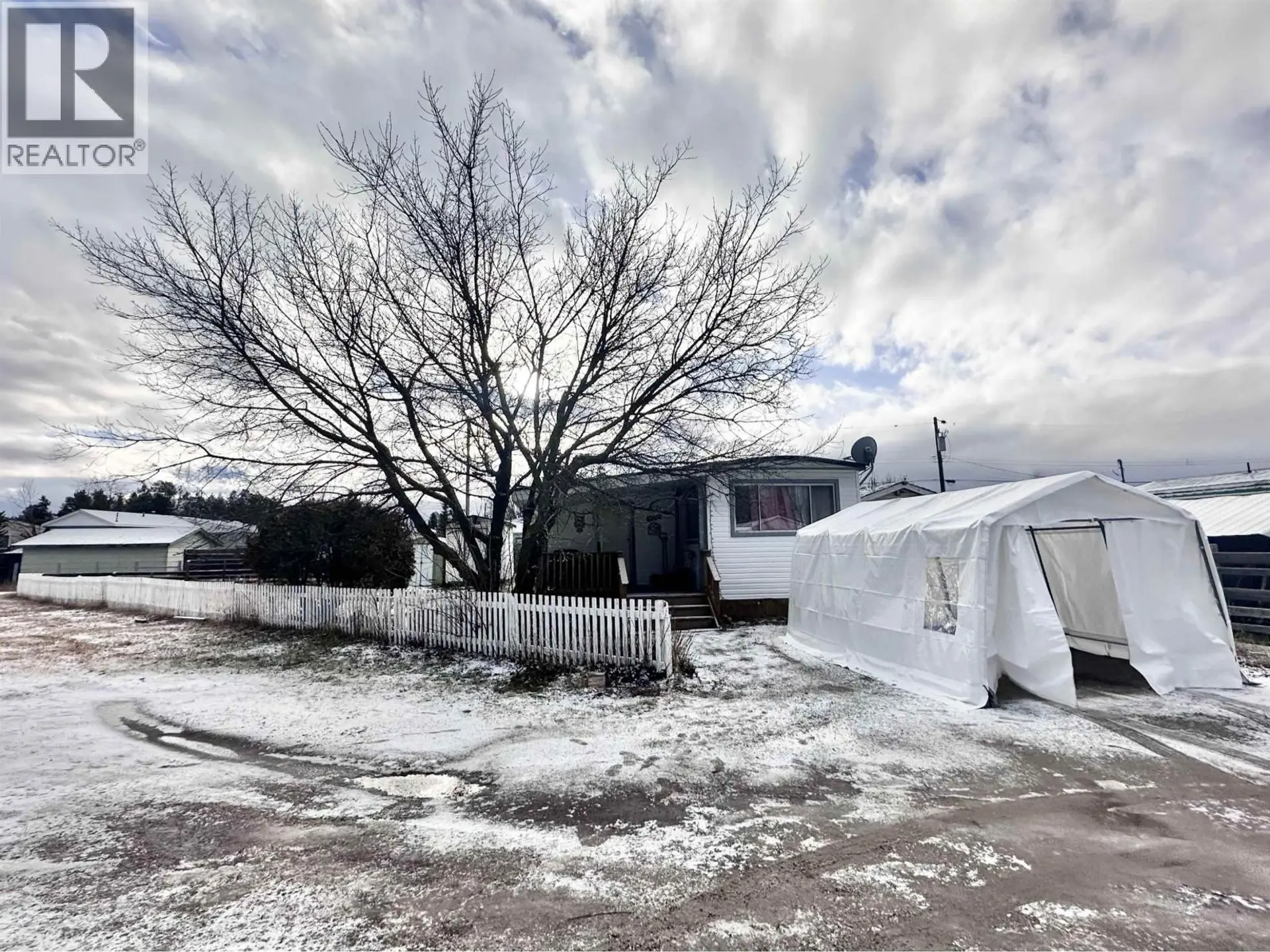 Property at 1085 3RD AVENUE, Valemount, BC