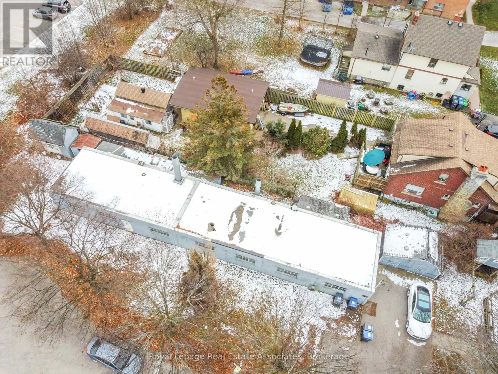 1089 SENECA AVENUE - Image 17