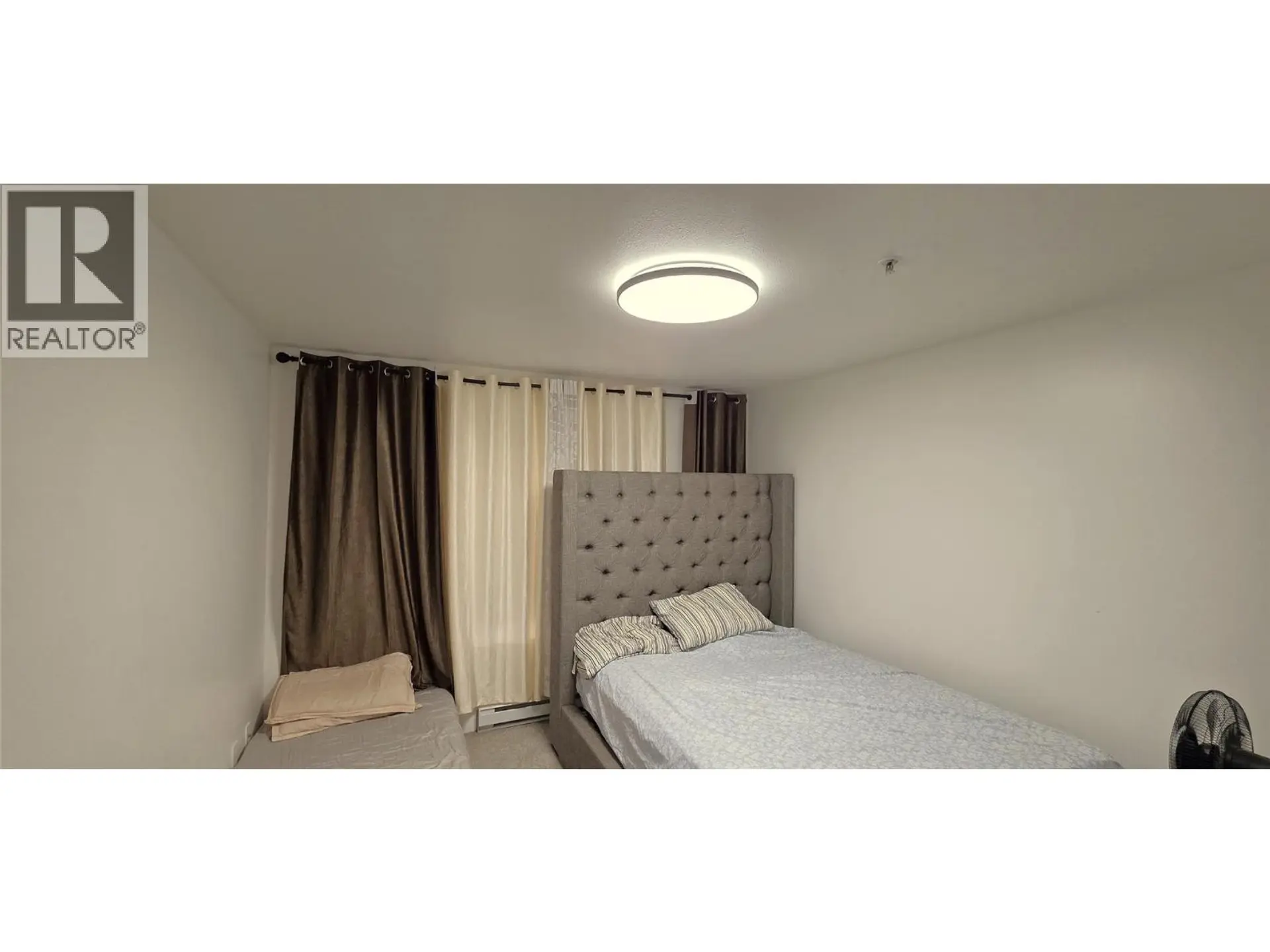 Property at #206 256 HASTINGS AVENUE, Penticton, BC