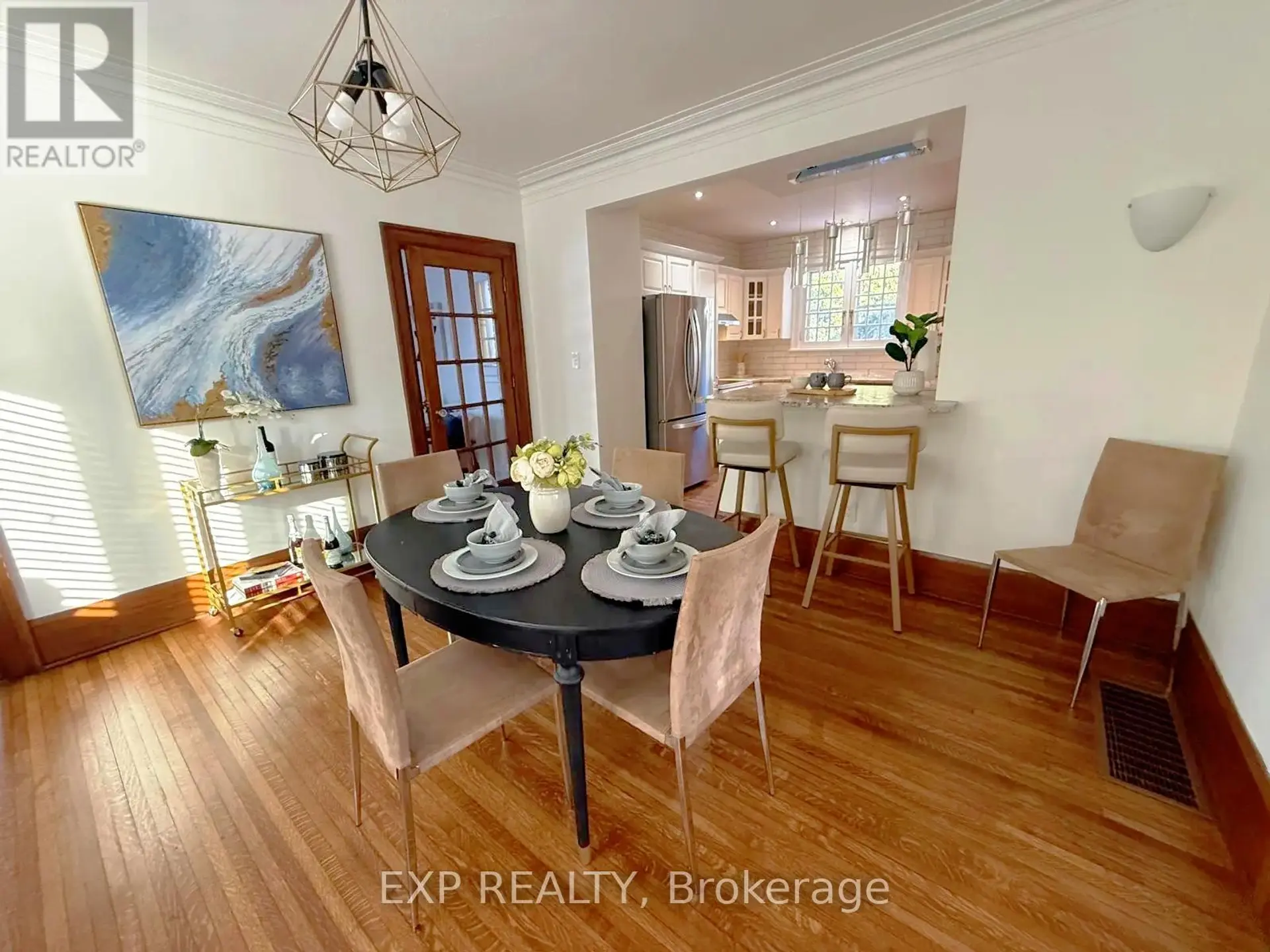 376 KING STREET E - Image 12