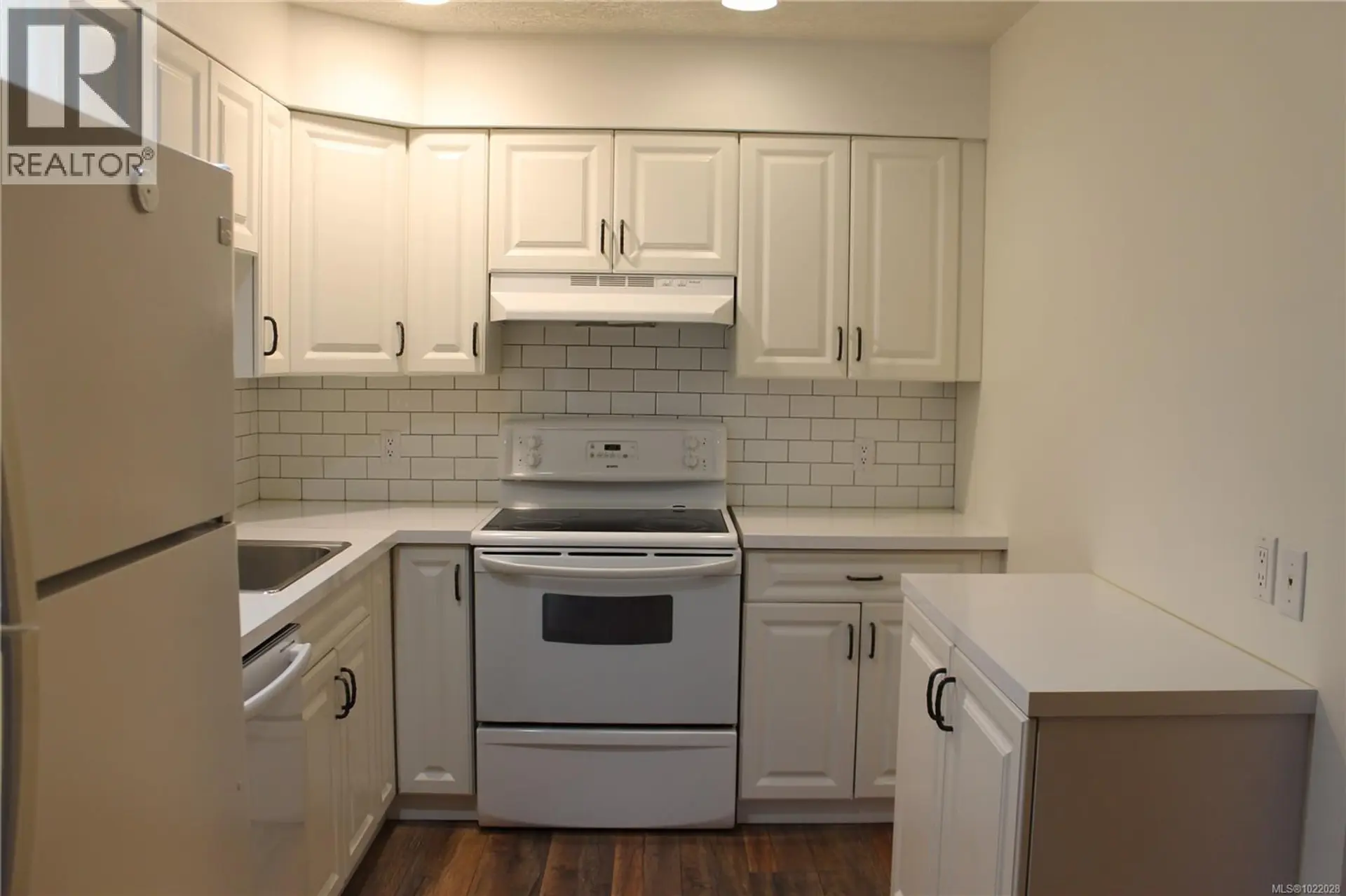 Property at #203 300 BUNDOCK AVE, Duncan, BC