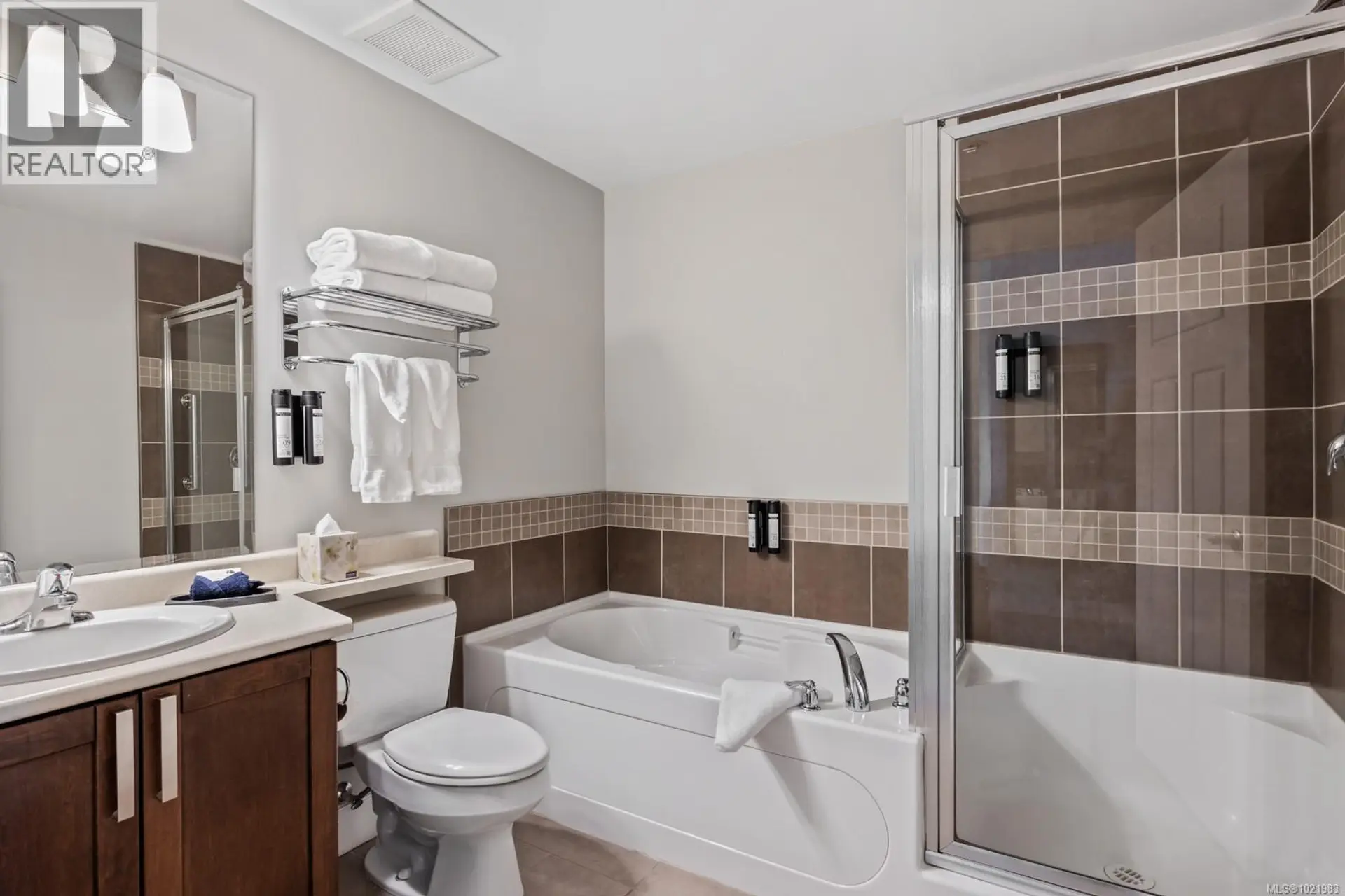 Property at #208A-D 1730 RIVERSIDE LANE, Courtenay, BC