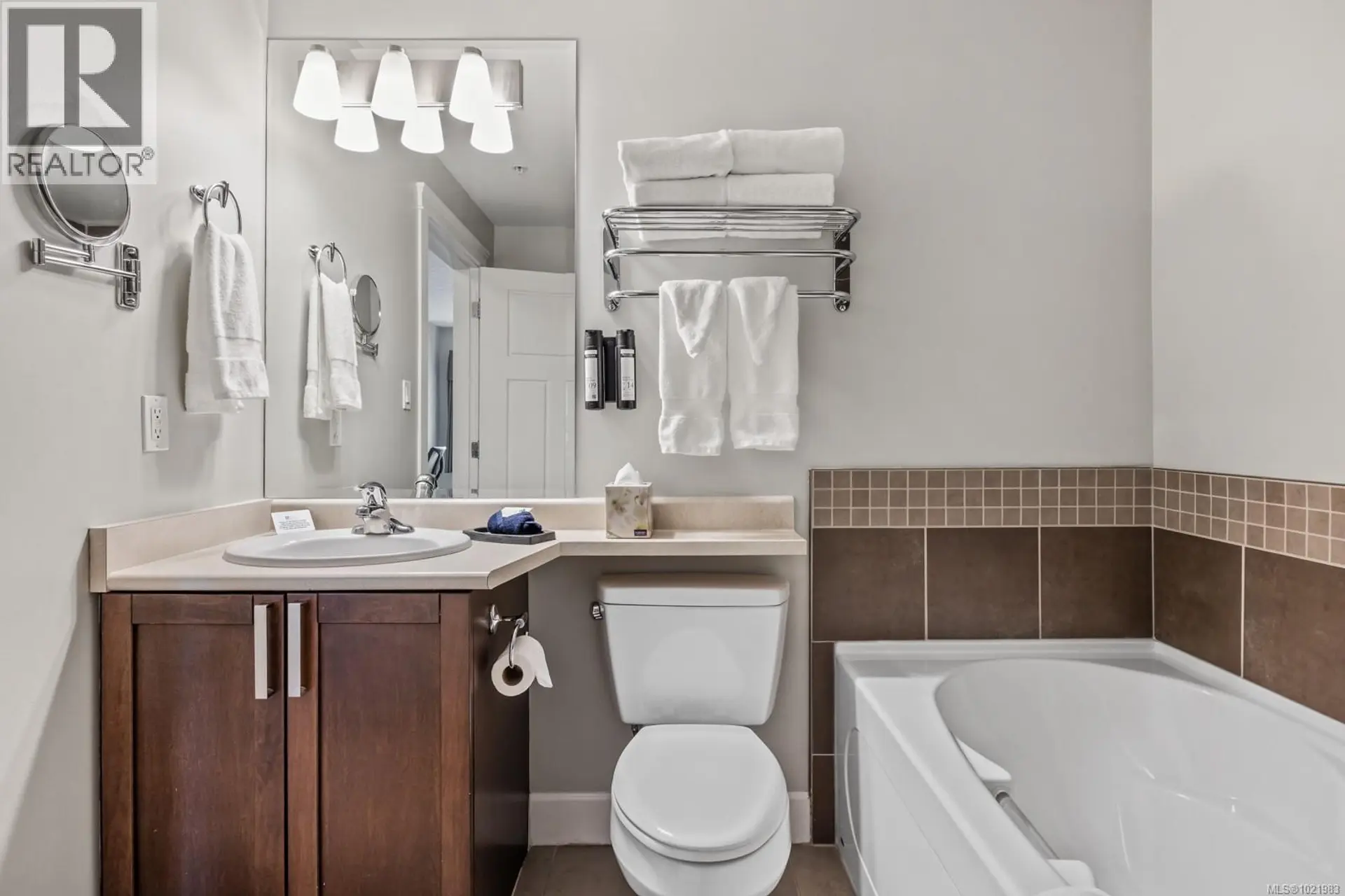 Property at #208A-D 1730 RIVERSIDE LANE, Courtenay, BC