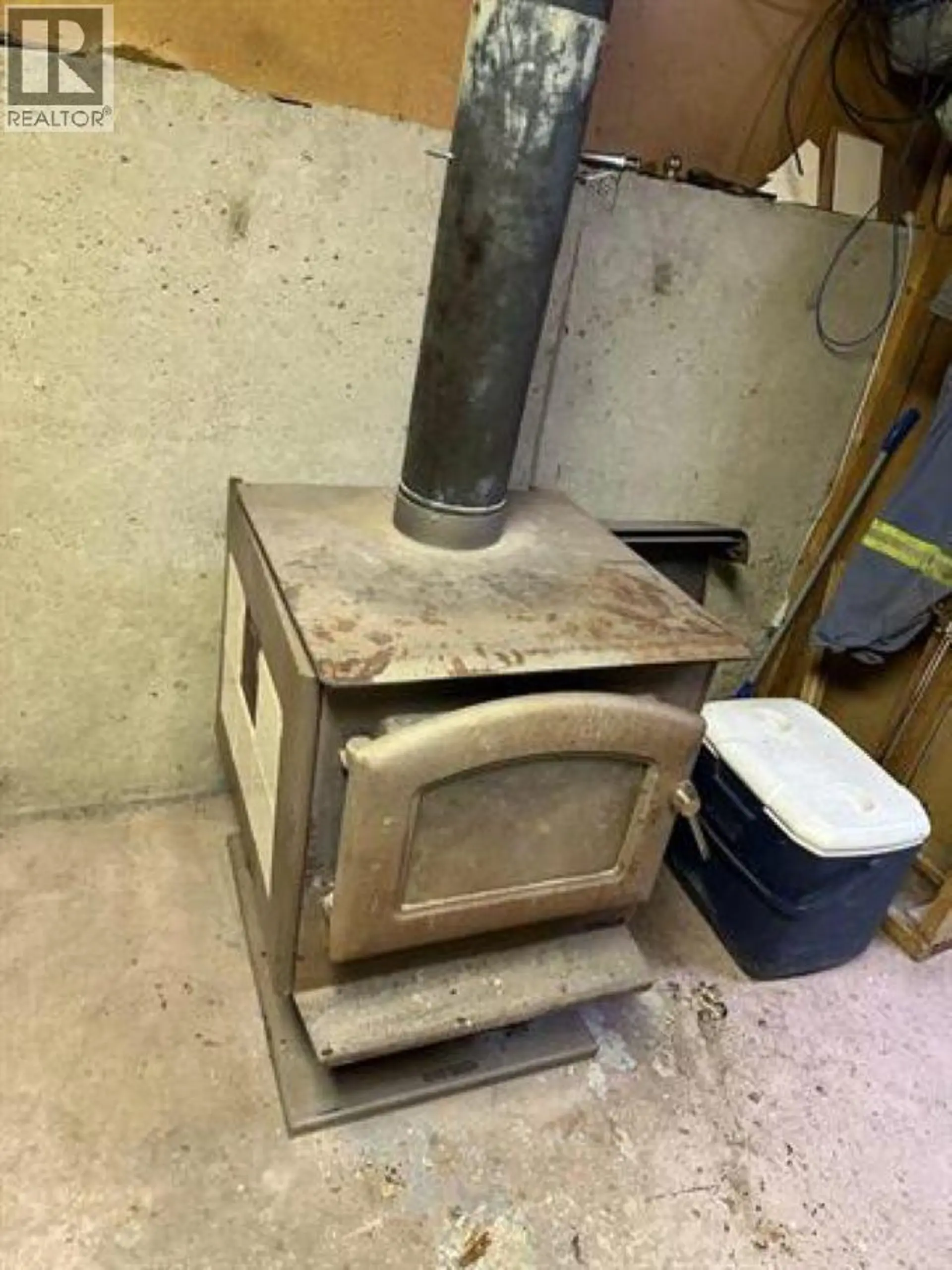 Property at 27 MANSON CRESCENT, Mackenzie, BC