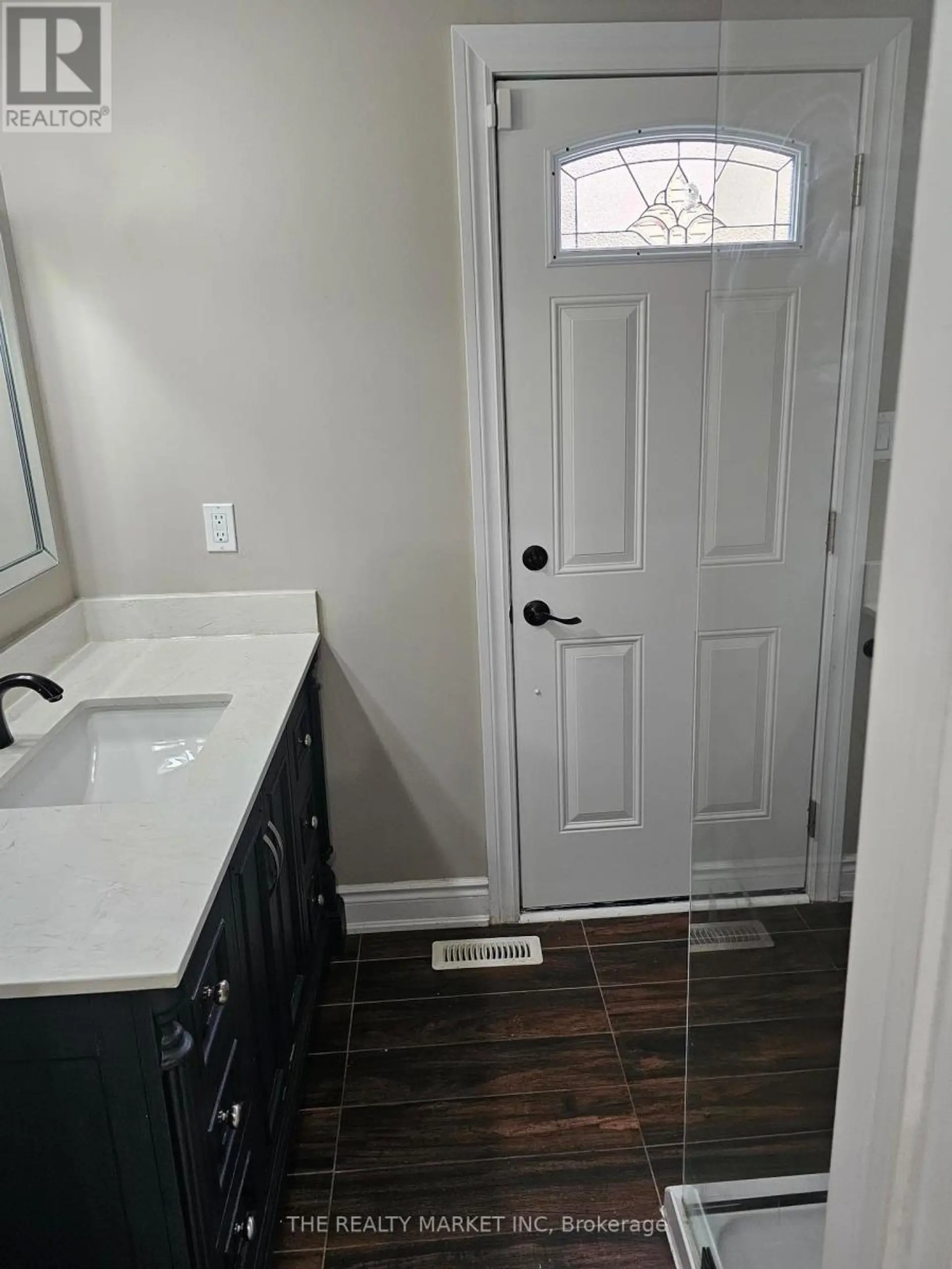 [private address] - Image 11