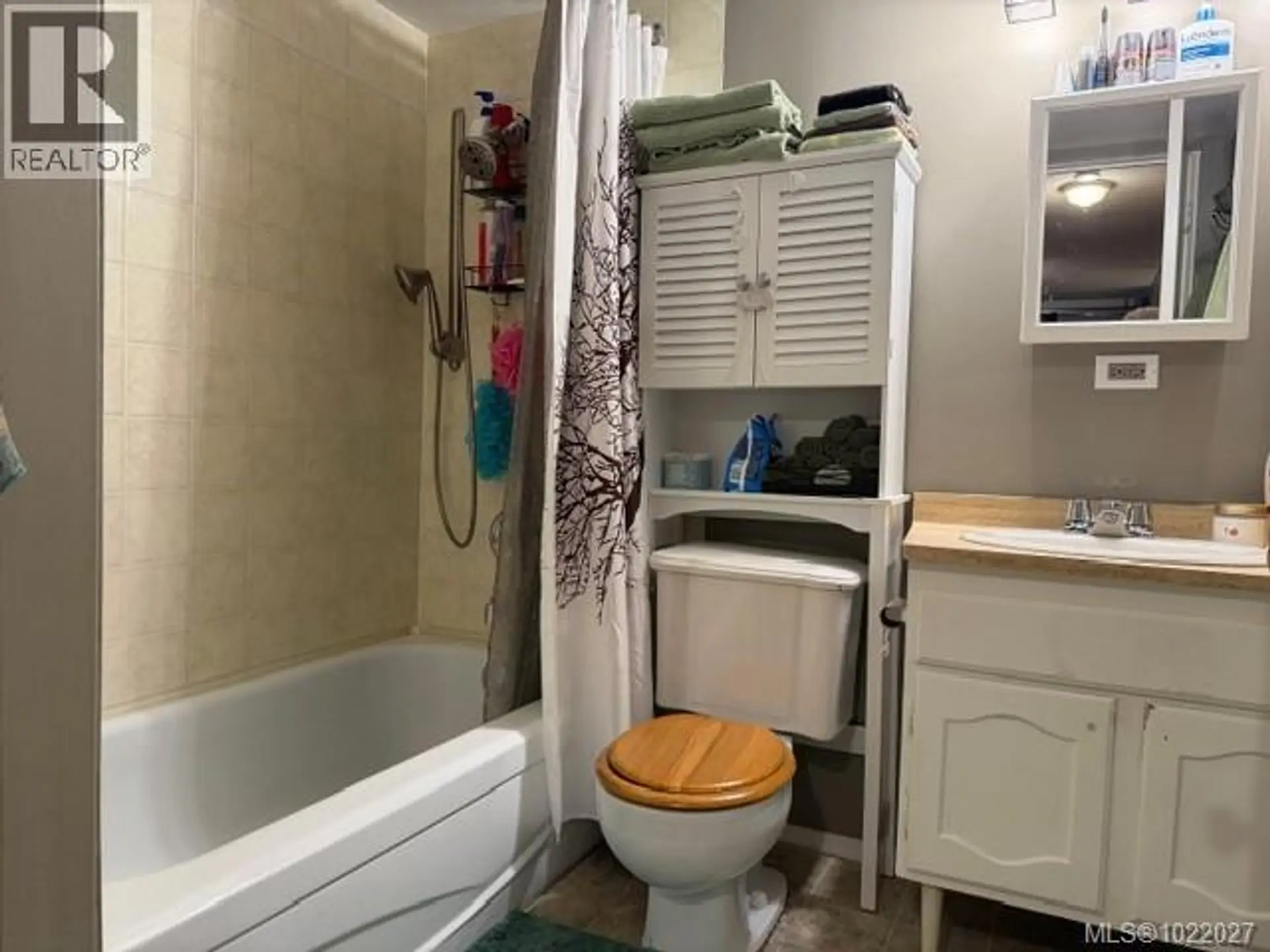 Property at #4108 997 BOWEN RD, Nanaimo, BC