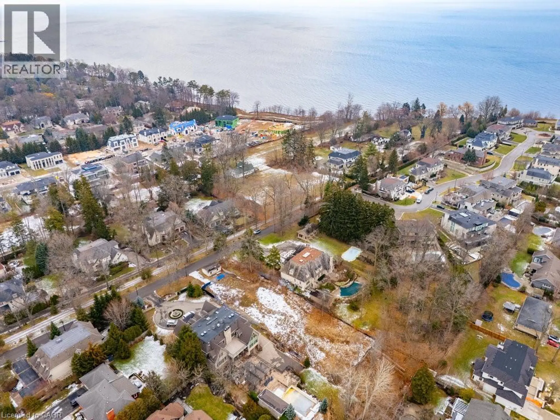 408 LAKESHORE Road W - Image 9
