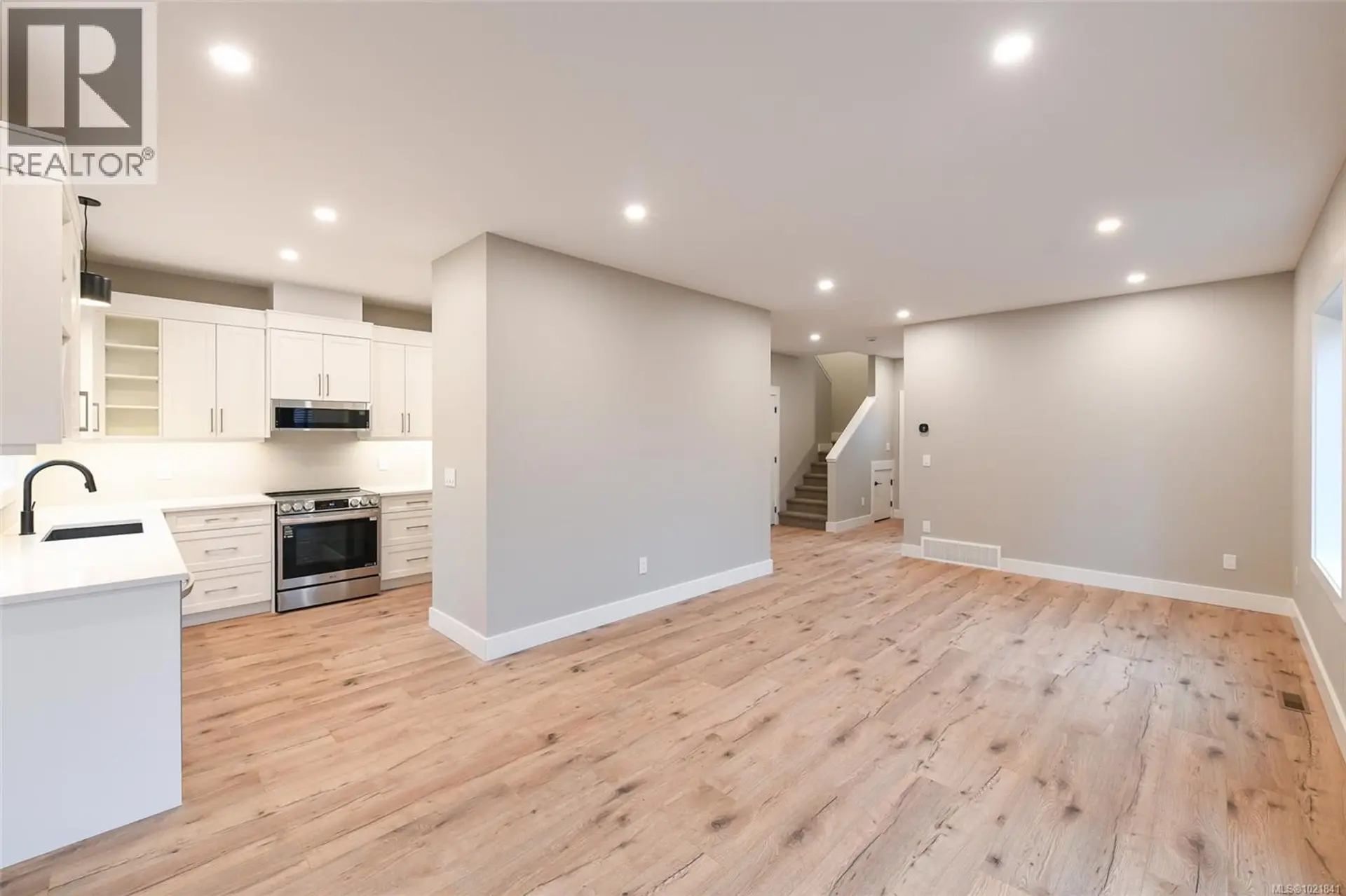 Property at #B 2317 MCDONALD RD, Comox, BC