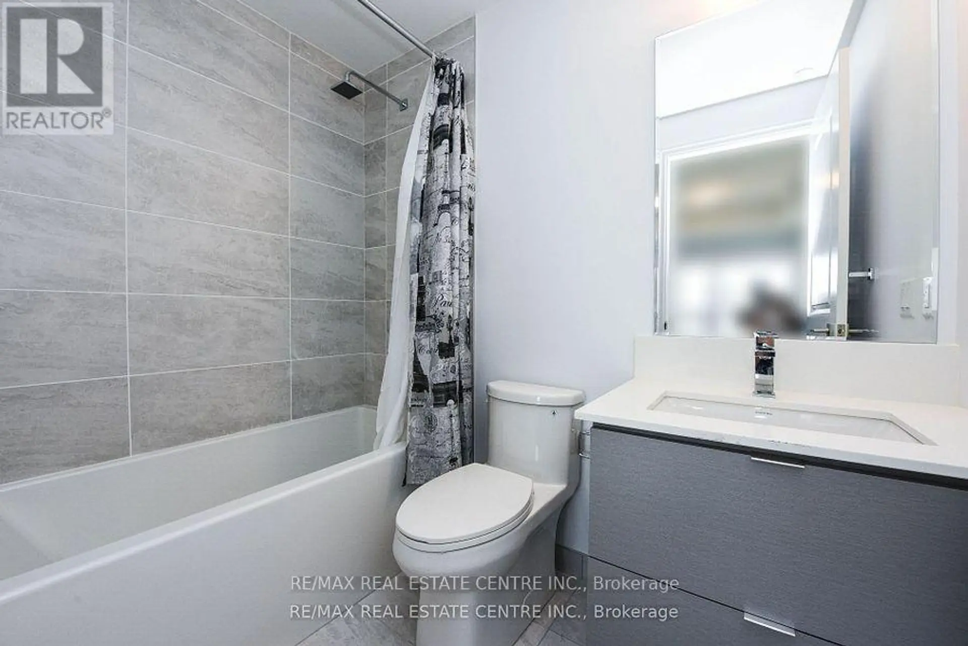#3209 36 ELM DRIVE W - Image 15