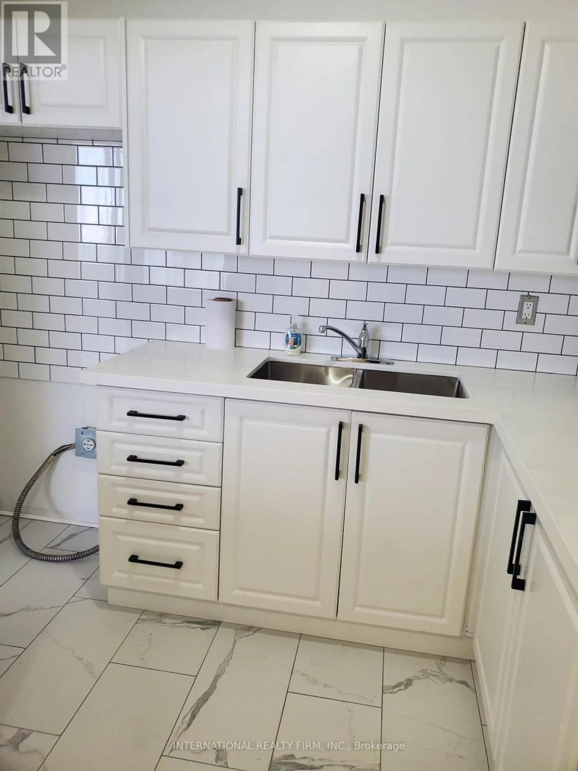 [private address] - Image 4