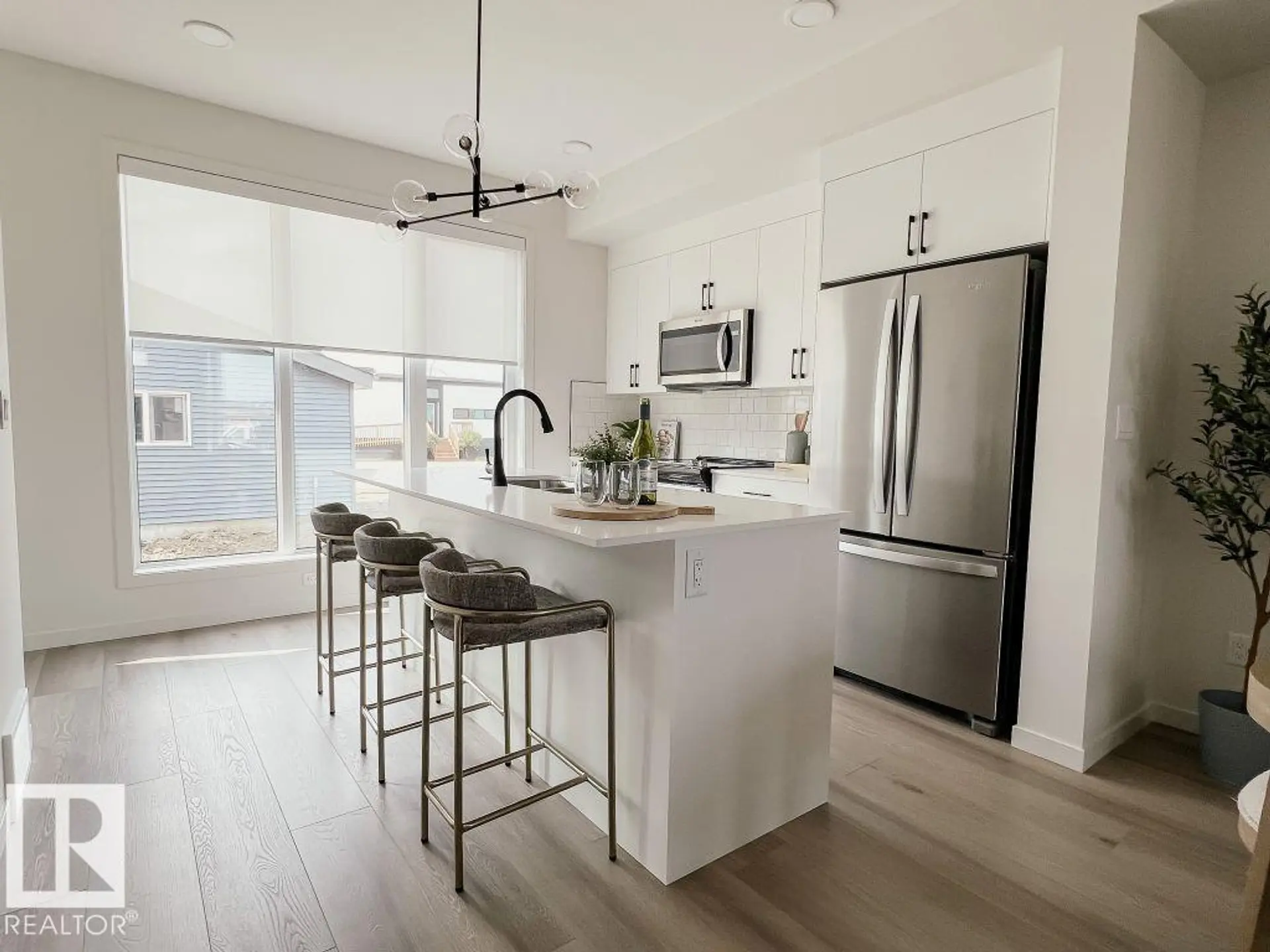 8128 228 ST NW - Image 2