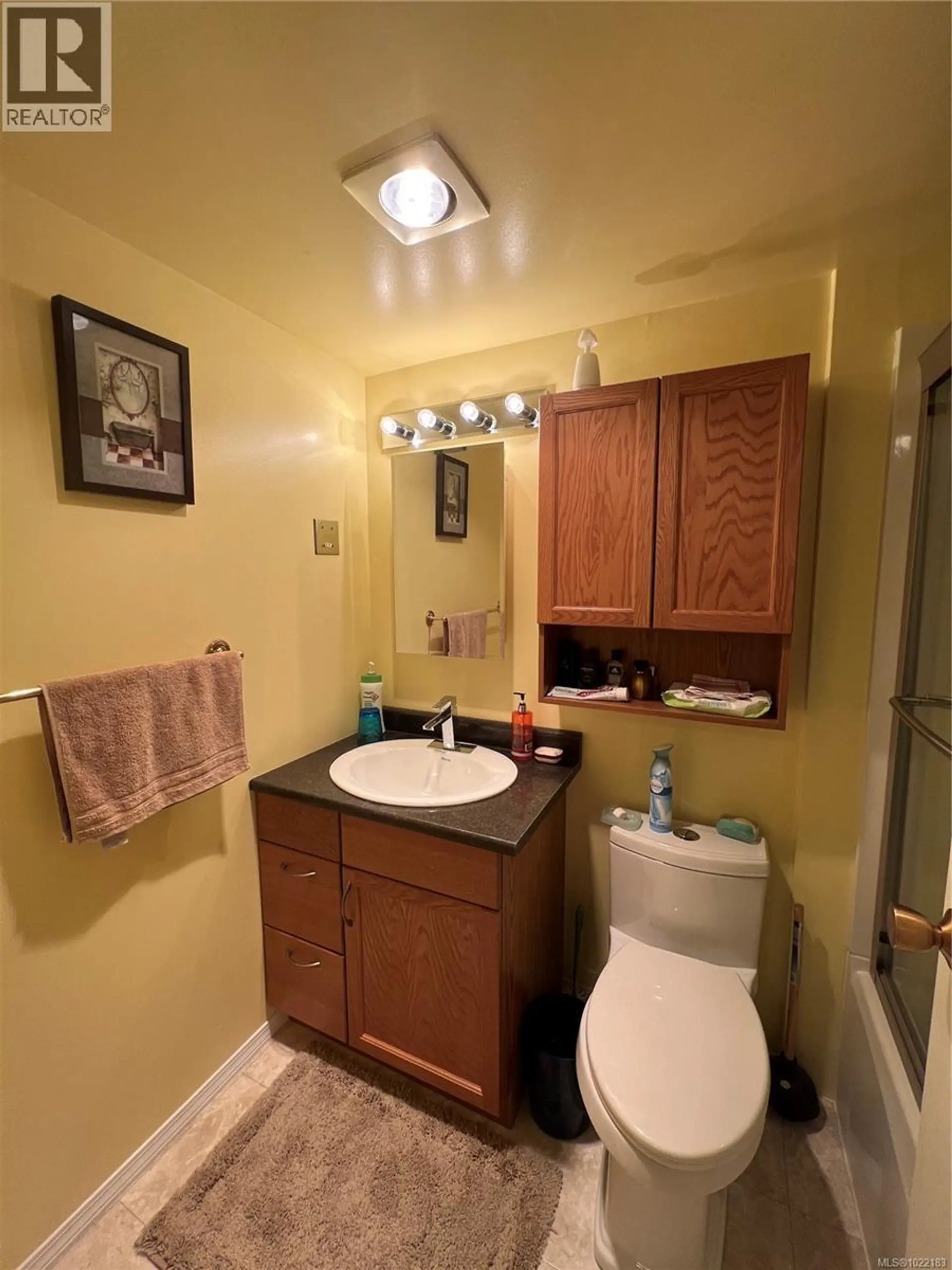 Property at #202 651 MAQUINNA DR N, Tahsis, BC