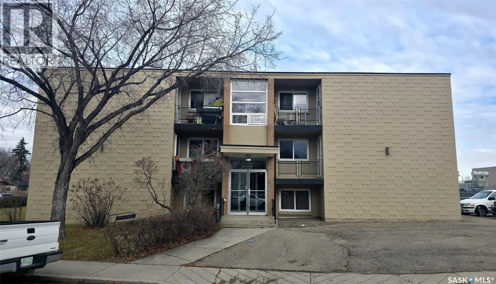 #17 2620 5TH AVENUE N - Image 1
