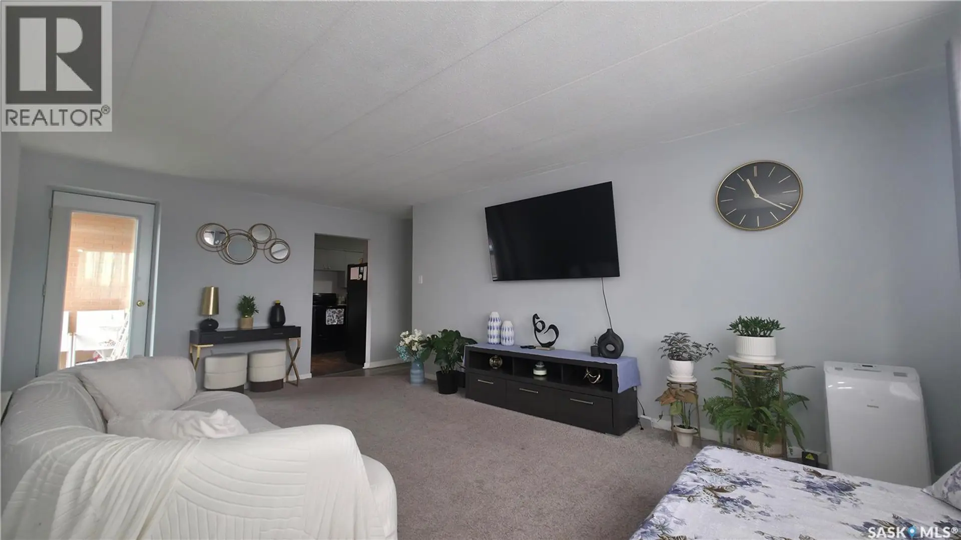 #17 2620 5TH AVENUE N - Image 3