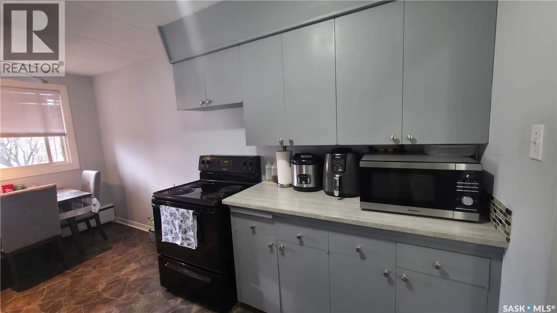 #17 2620 5TH AVENUE N - Image 5