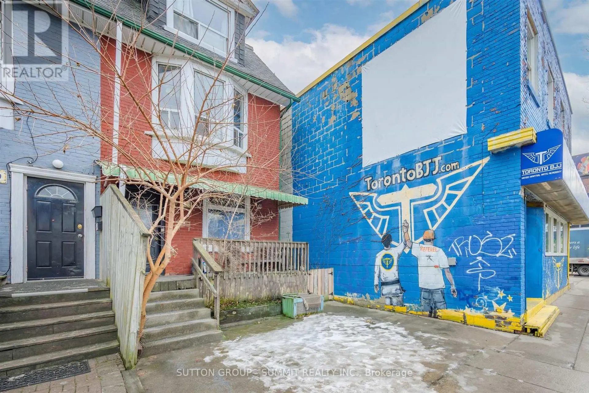 811 BLOOR STREET W - Image 3