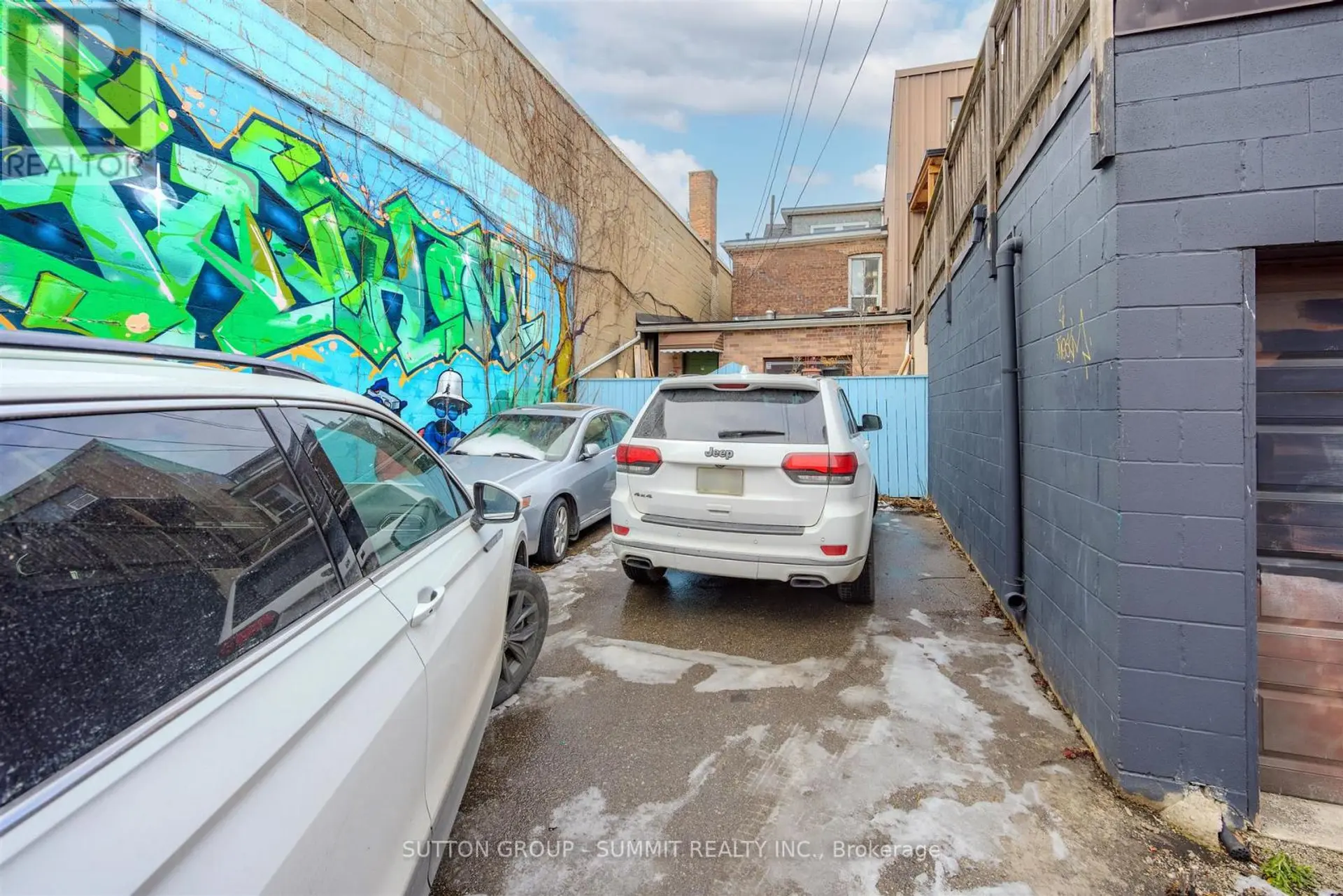 811 BLOOR STREET W - Image 6