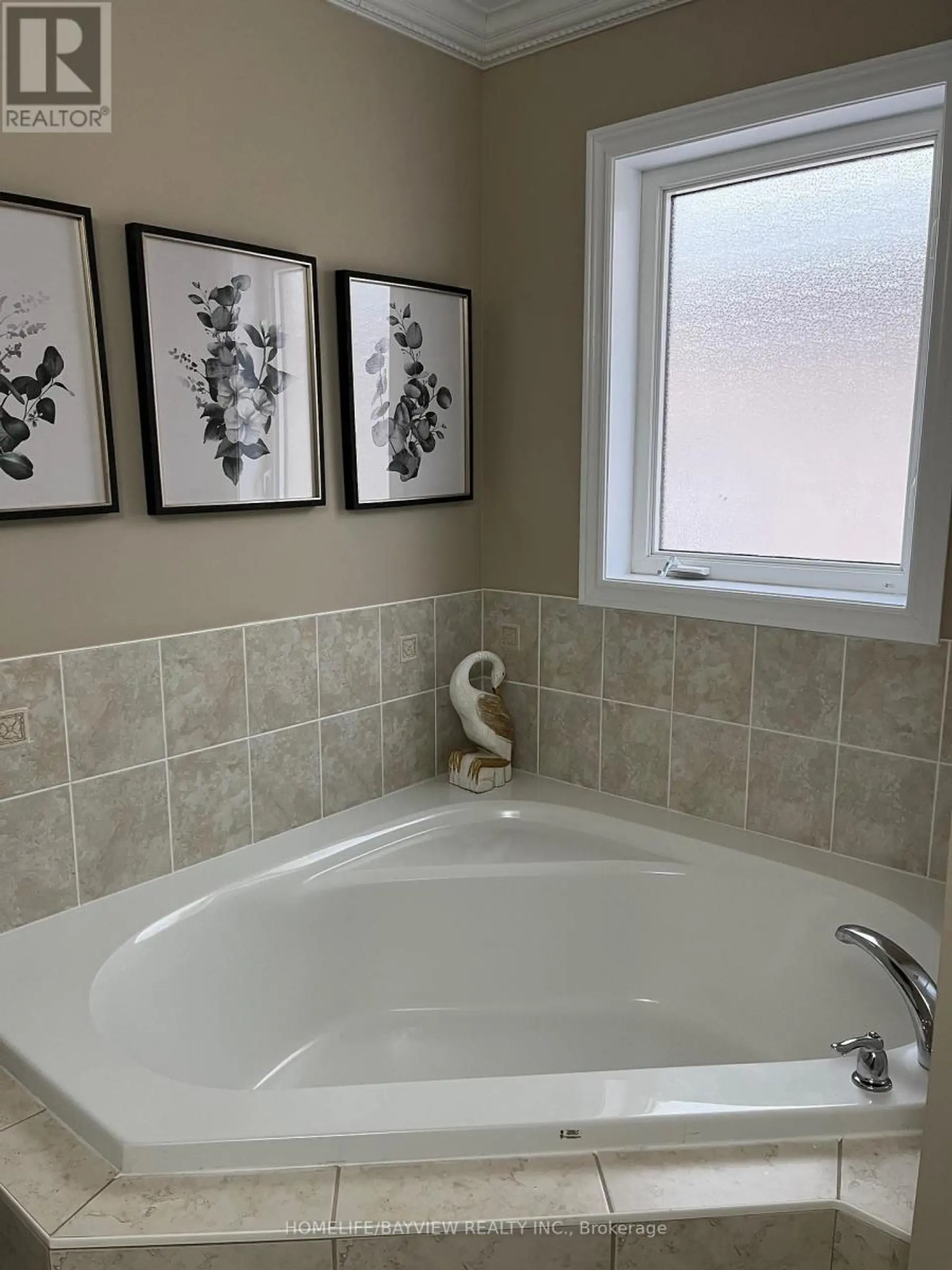 386 GILPIN DRIVE - Image 7