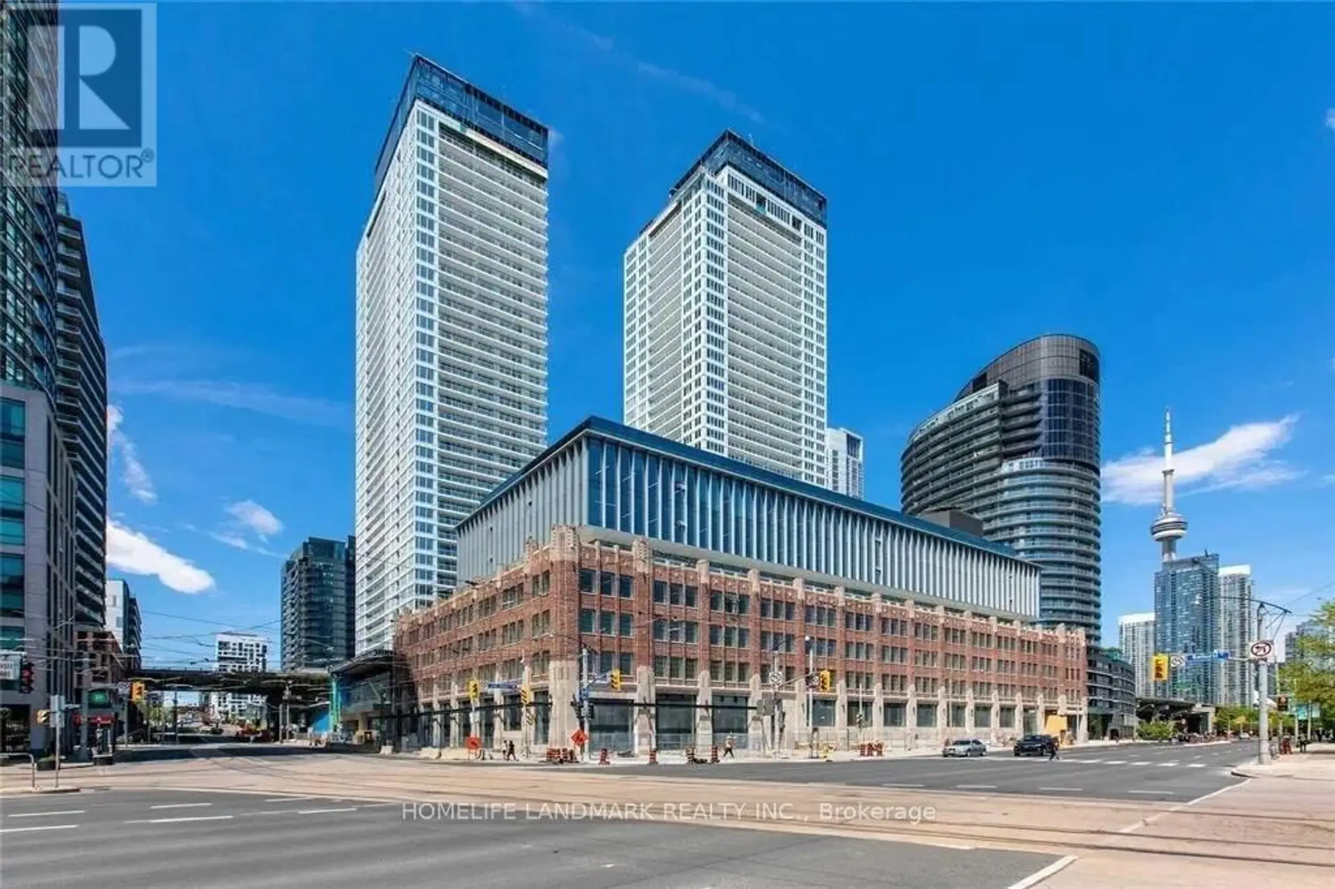 #3205 17 BATHURST ST STREET - Image 1