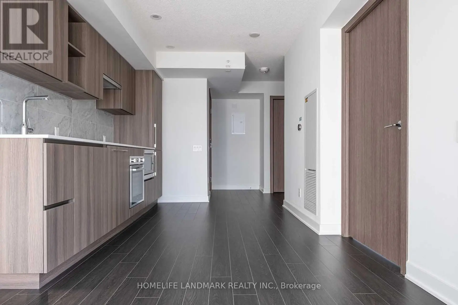 #3205 17 BATHURST ST STREET - Image 4