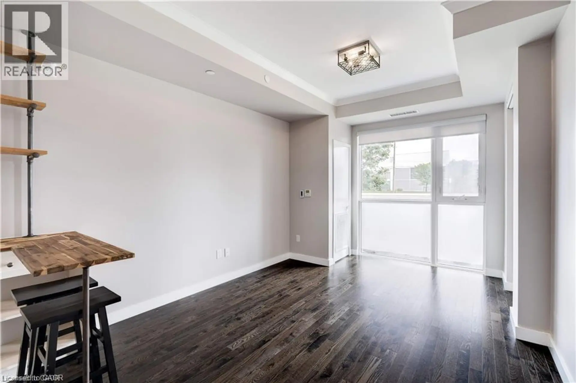 #119 168 SABINA DRIVE - Image 9