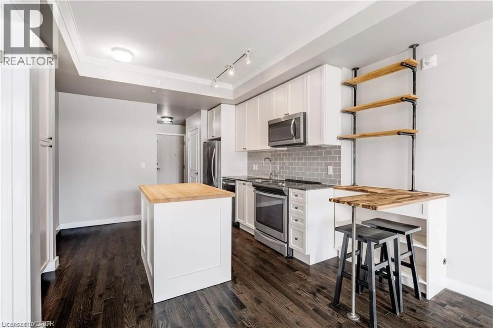 #119 168 SABINA DRIVE - Image 6