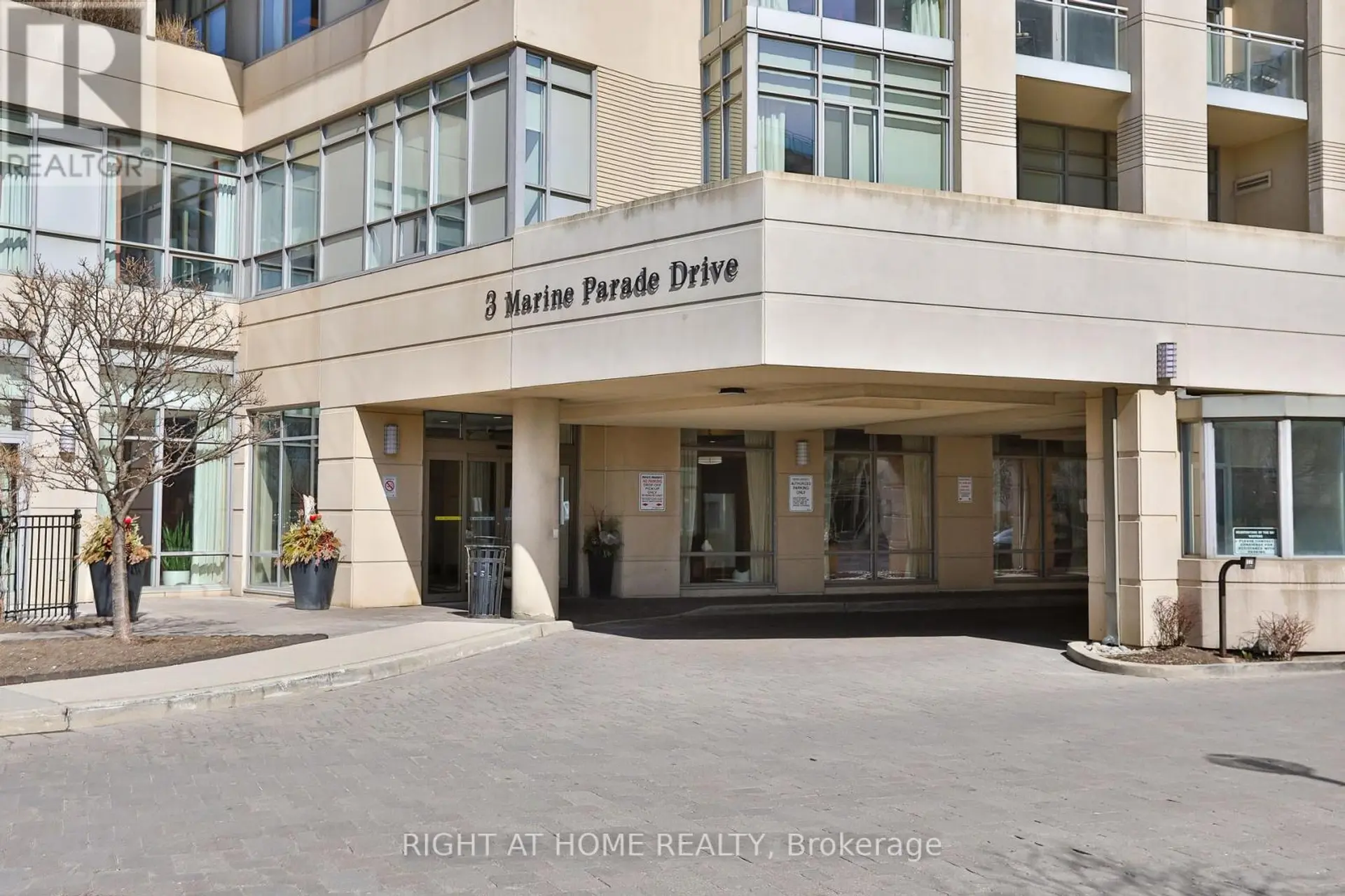 #707 3 MARINE PARADE DRIVE - Image 1