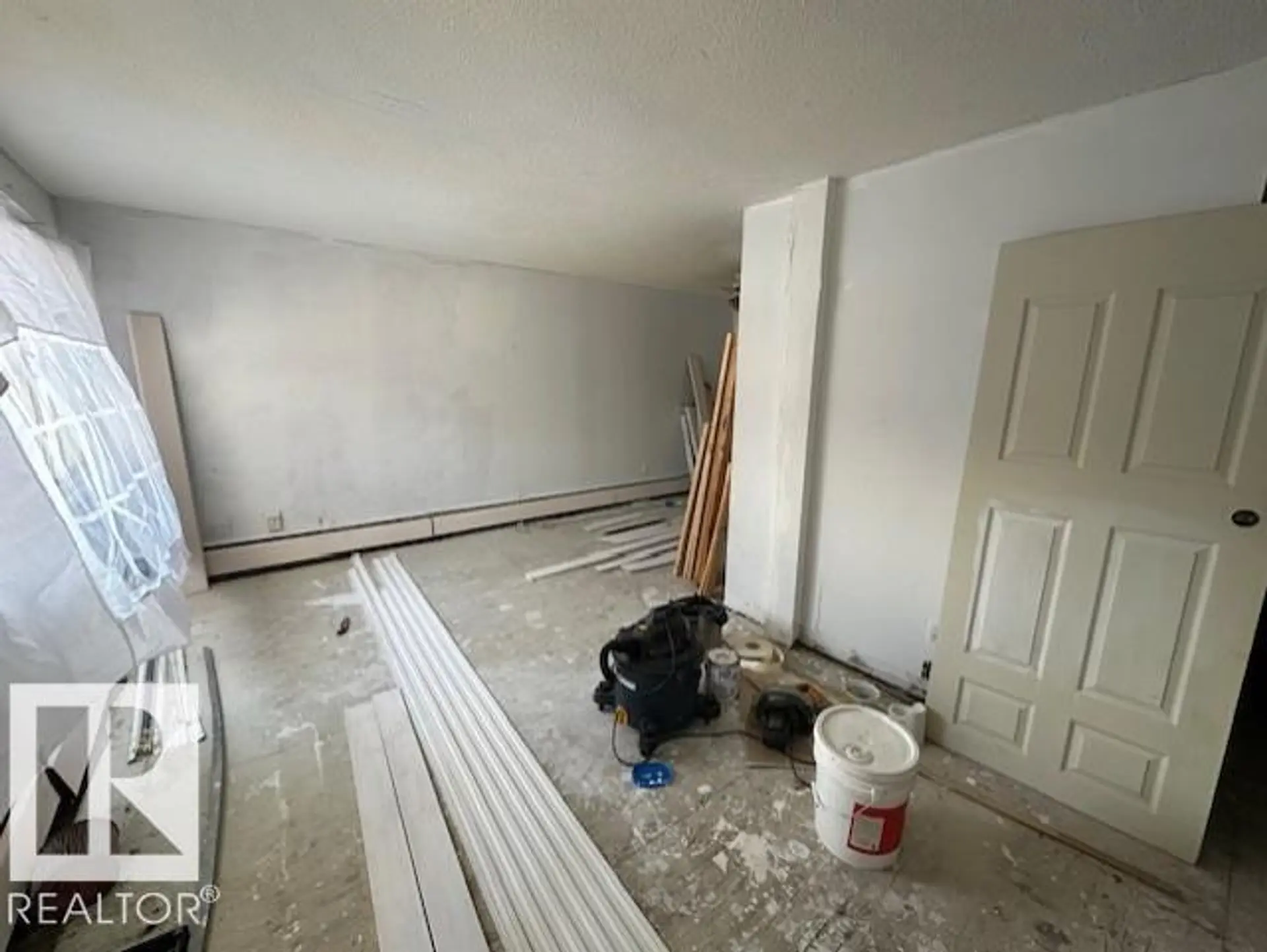 #512 2908 116A AV NW - Image 11
