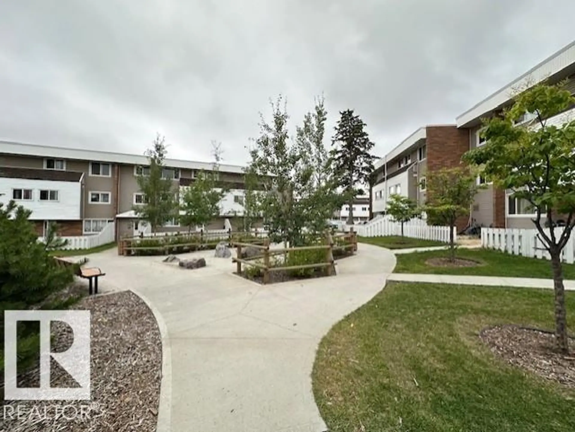 #512 2908 116A AV NW - Image 6