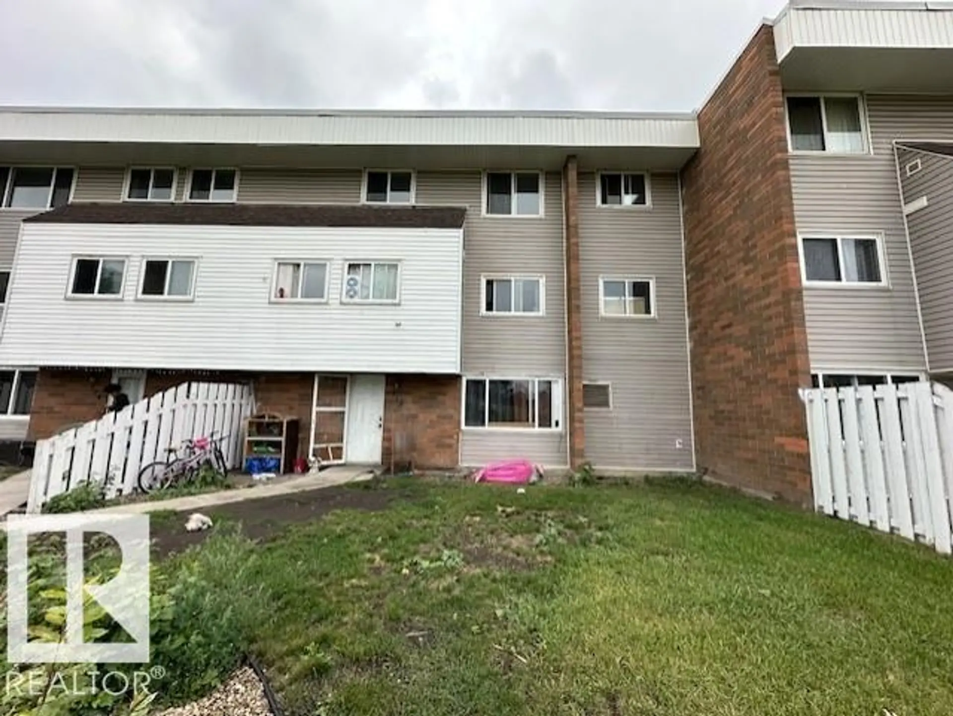 #313 2908 116A AV NW - Image 2