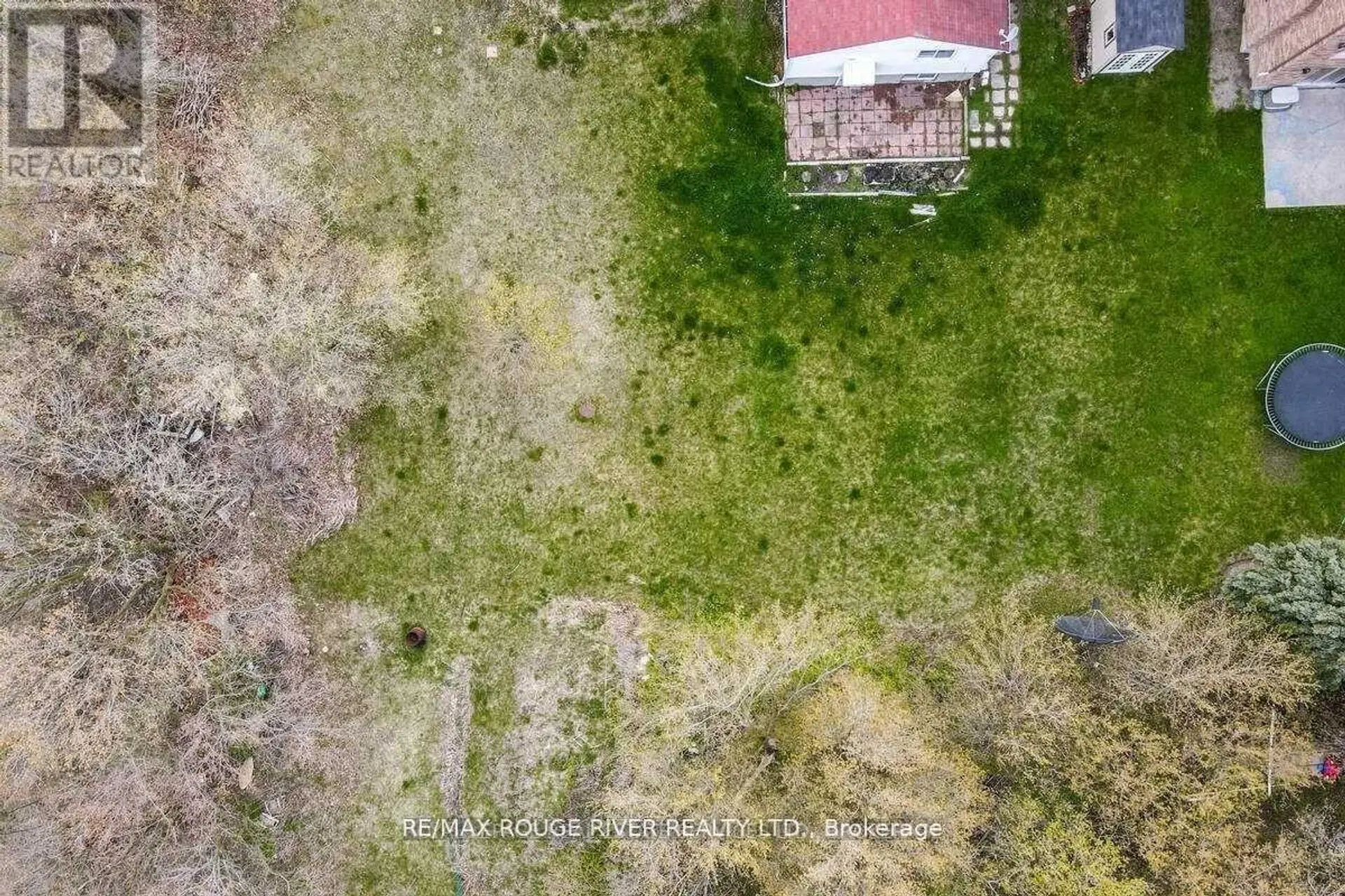 1725 SPRUCE HILL ROAD - Image 17
