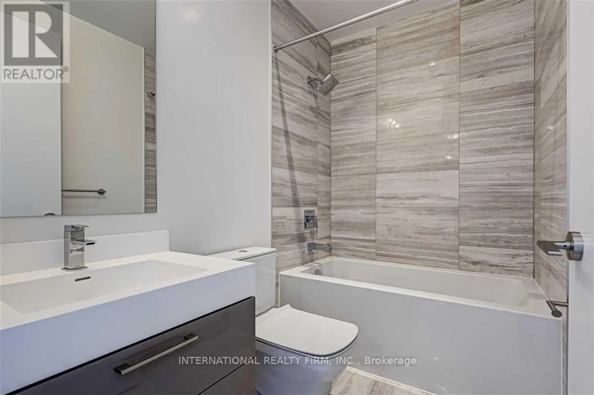 #5409 1 YORKVILLE AVENUE - Image 11