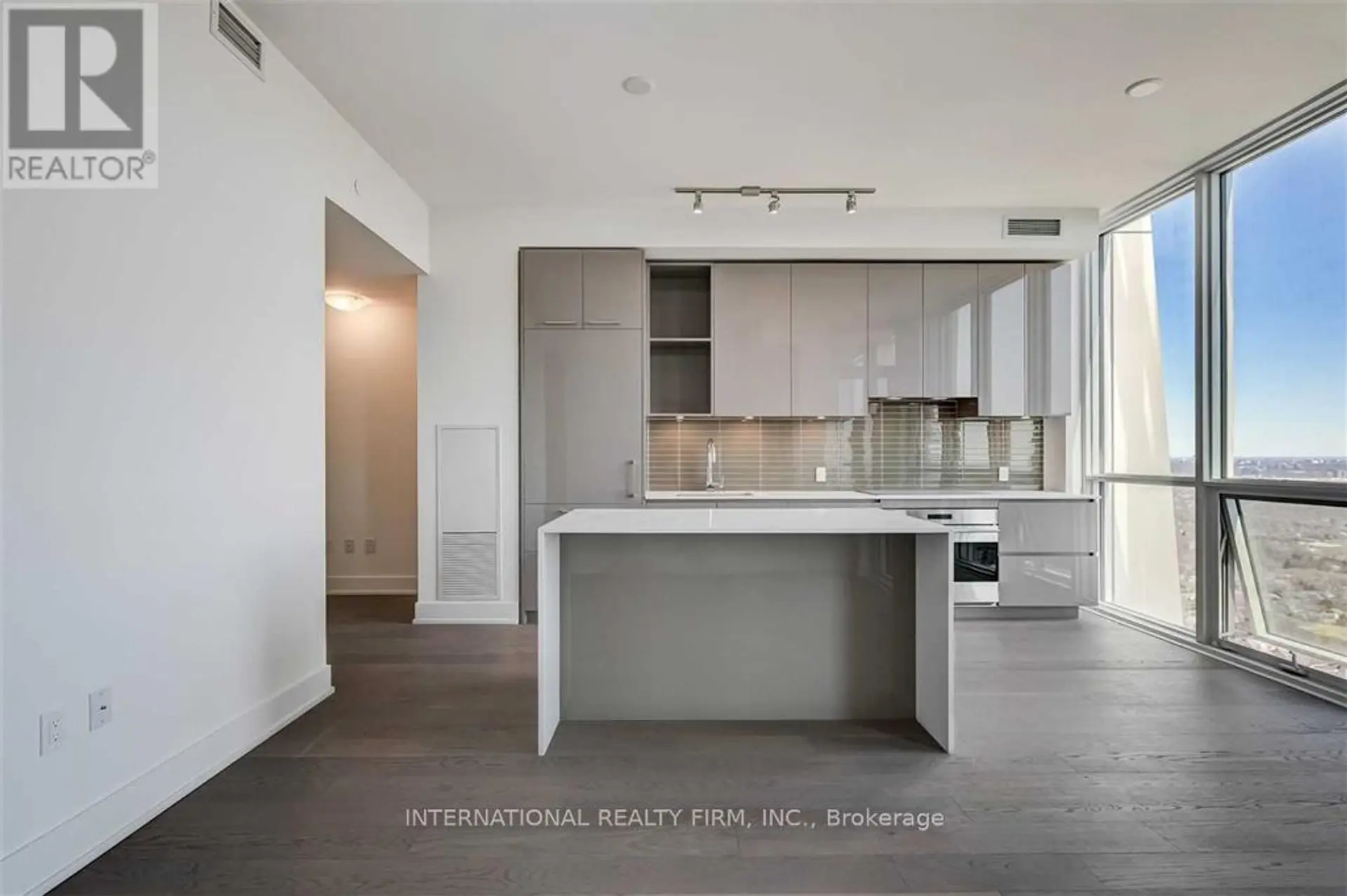 #5409 1 YORKVILLE AVENUE - Image 5