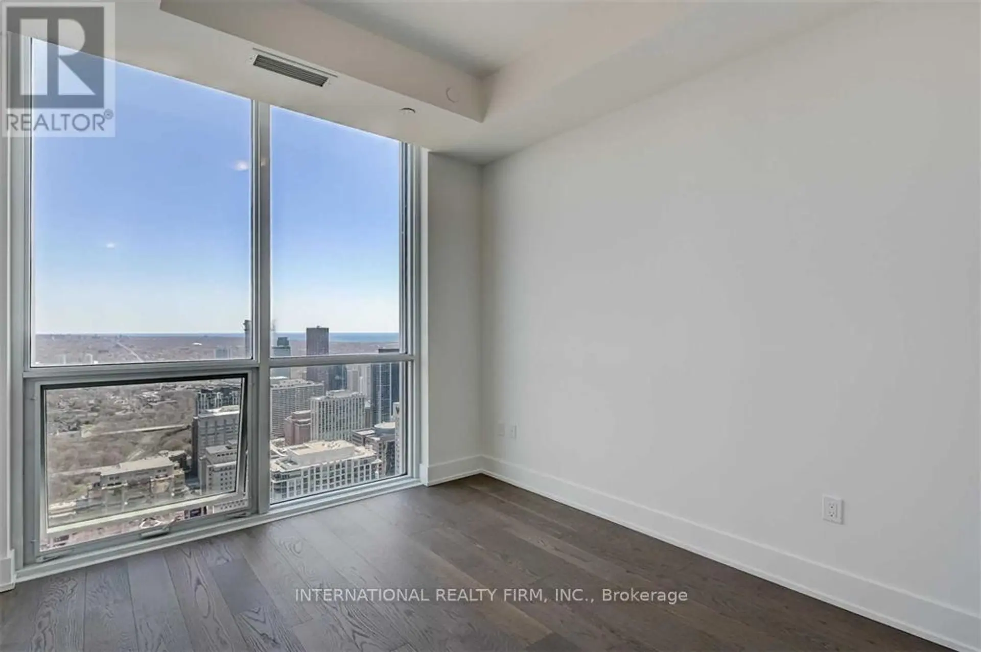 #5409 1 YORKVILLE AVENUE - Image 8