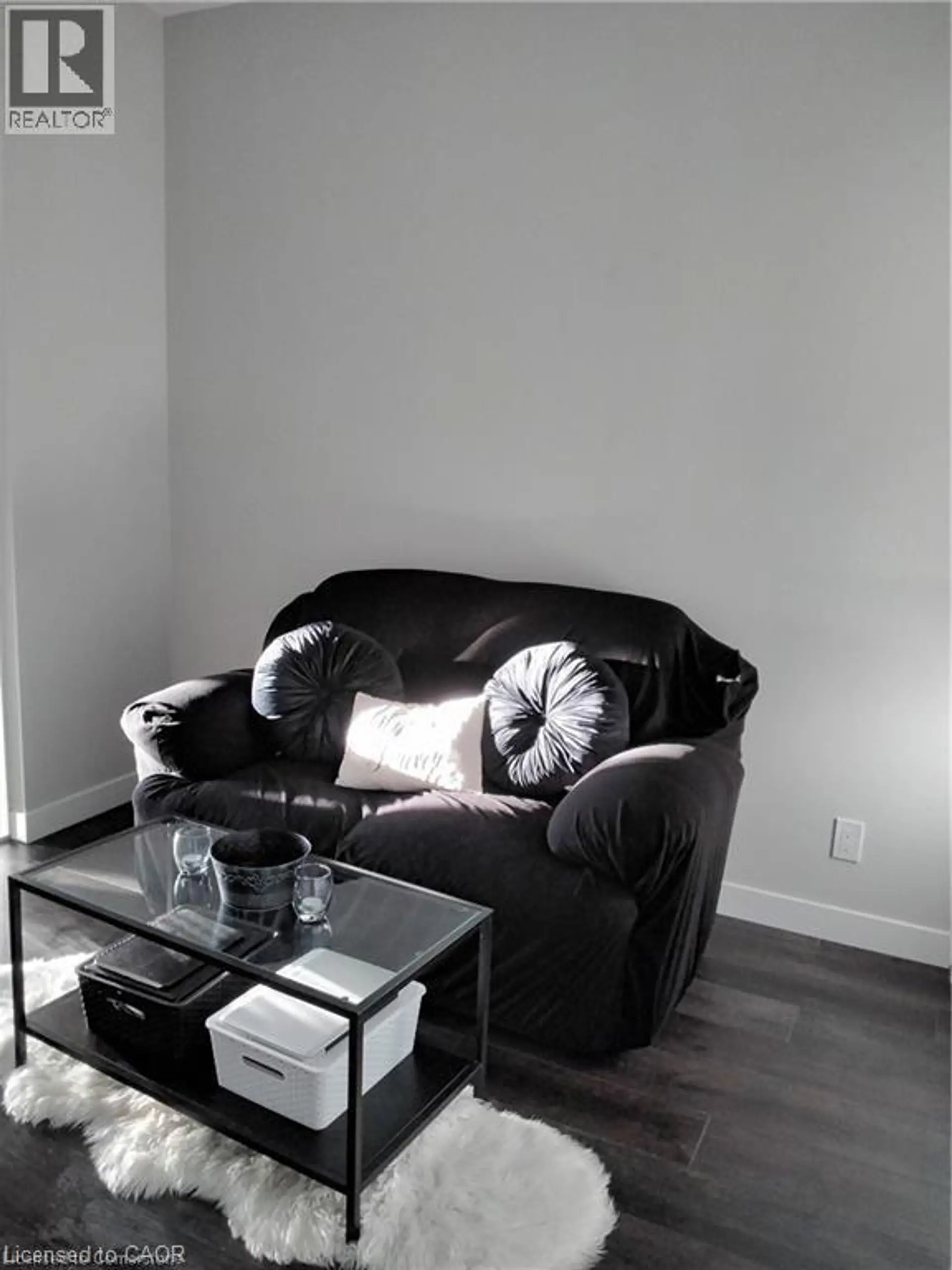 #2304 15 QUEEN STREET S - Image 9