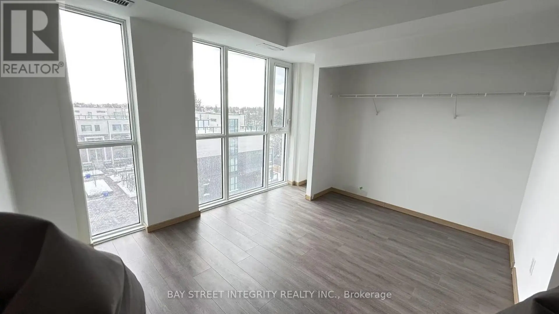 #B617 3429 SHEPPARD AVENUE E - Image 4