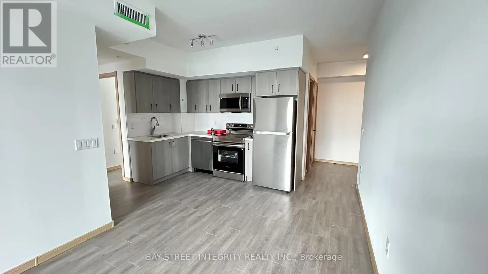 #B617 3429 SHEPPARD AVENUE E - Image 5