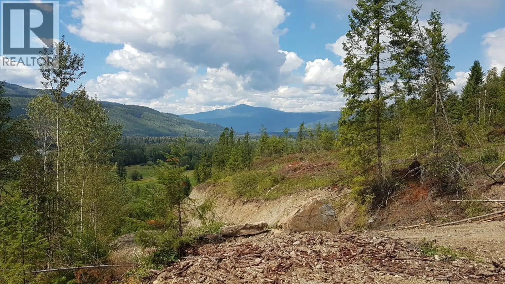 Property at 1525 YELLOWHEAD HIGHWAY, Clearwater, BC