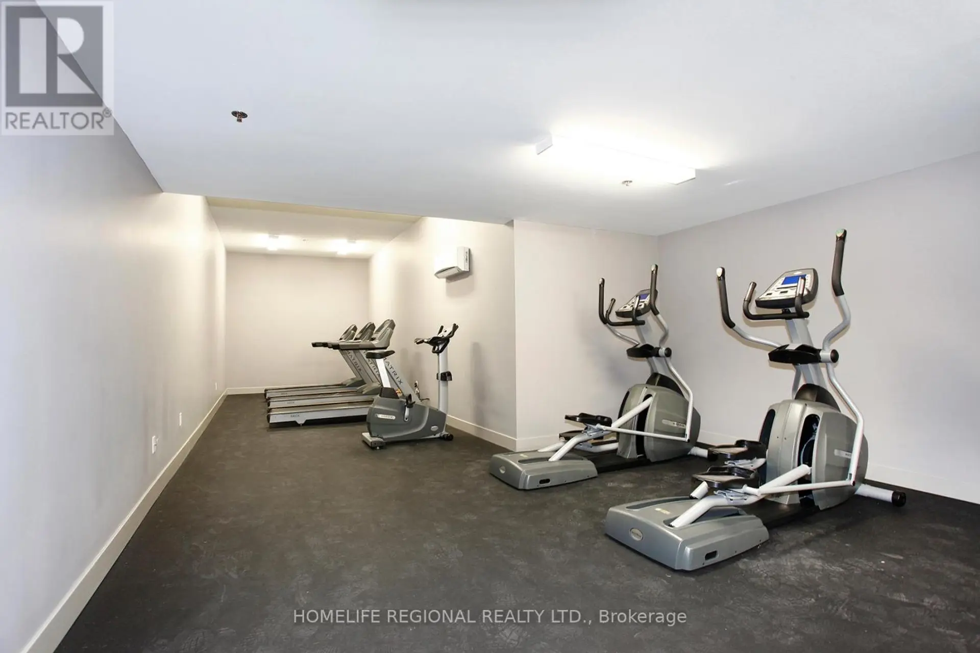 #1015 816 LANSDOWNE AVENUE - Image 16