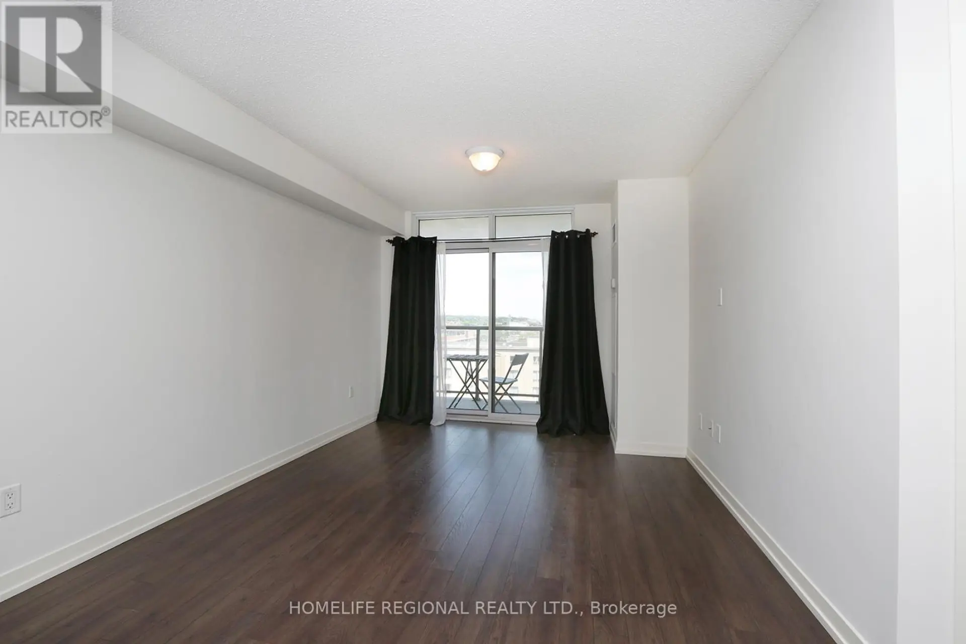 #1015 816 LANSDOWNE AVENUE - Image 9