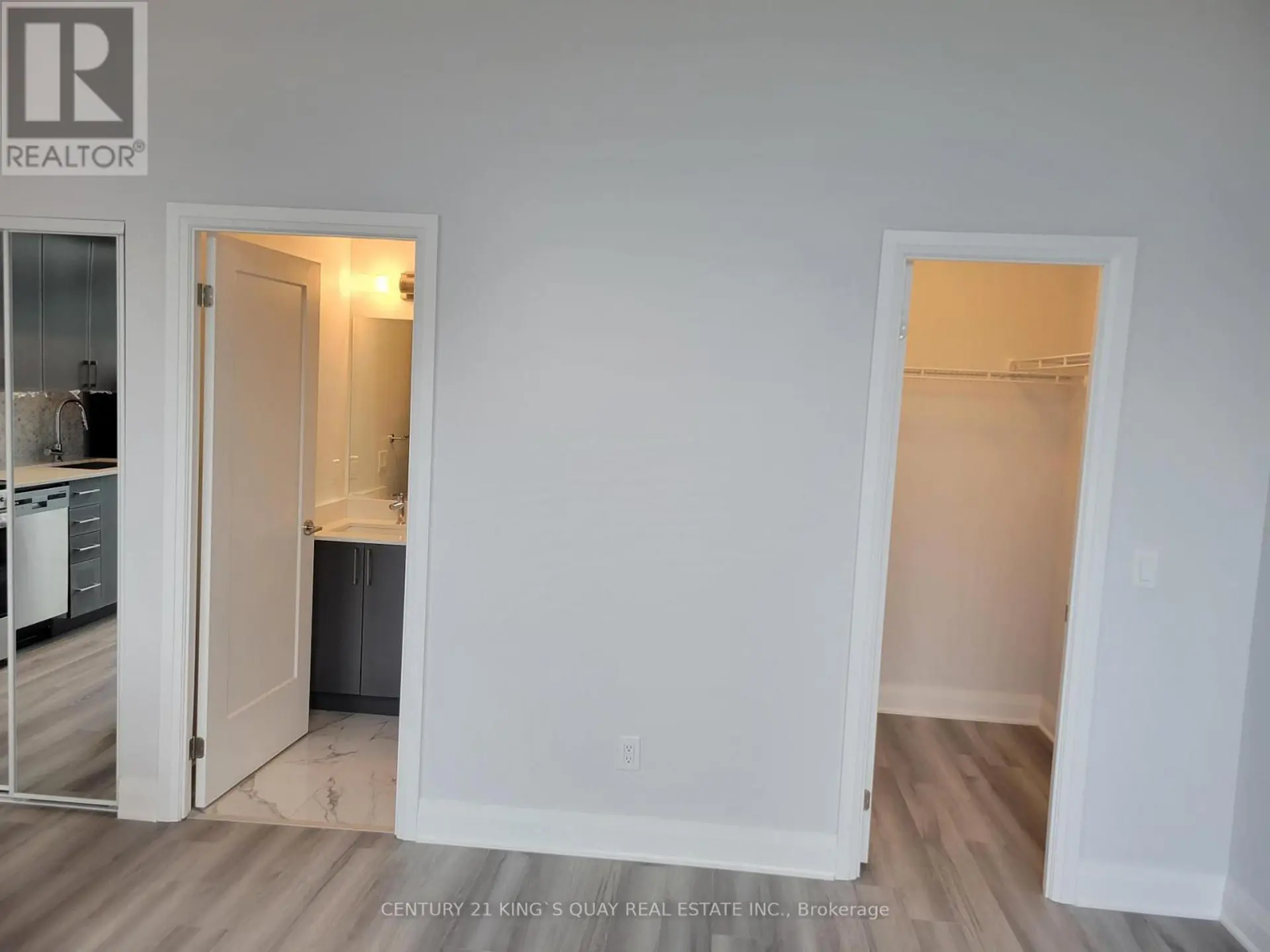 #106 3220 SHEPPARD AVENUE E - Image 11