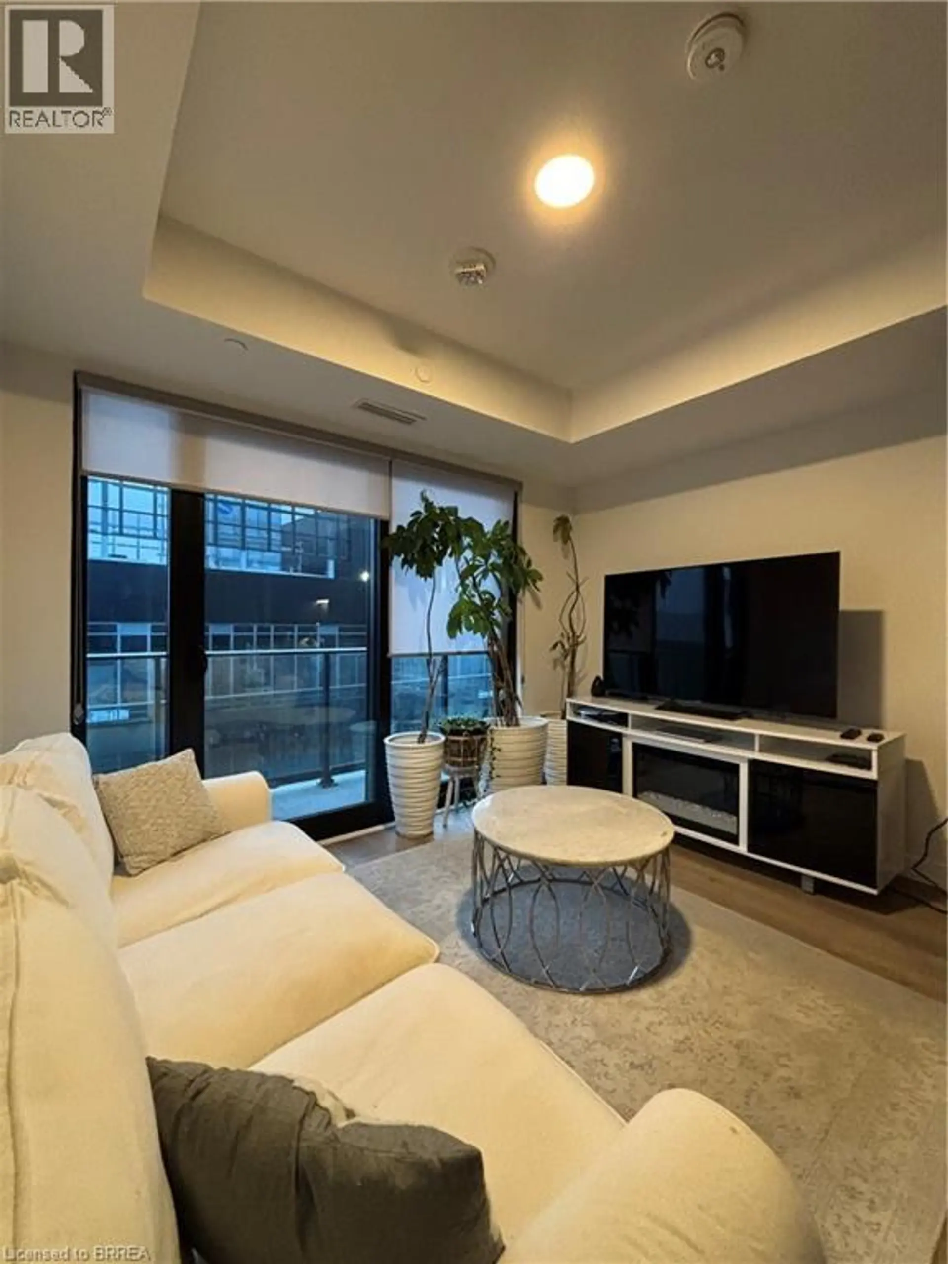 #1513 1 JARVIS Street - Image 2