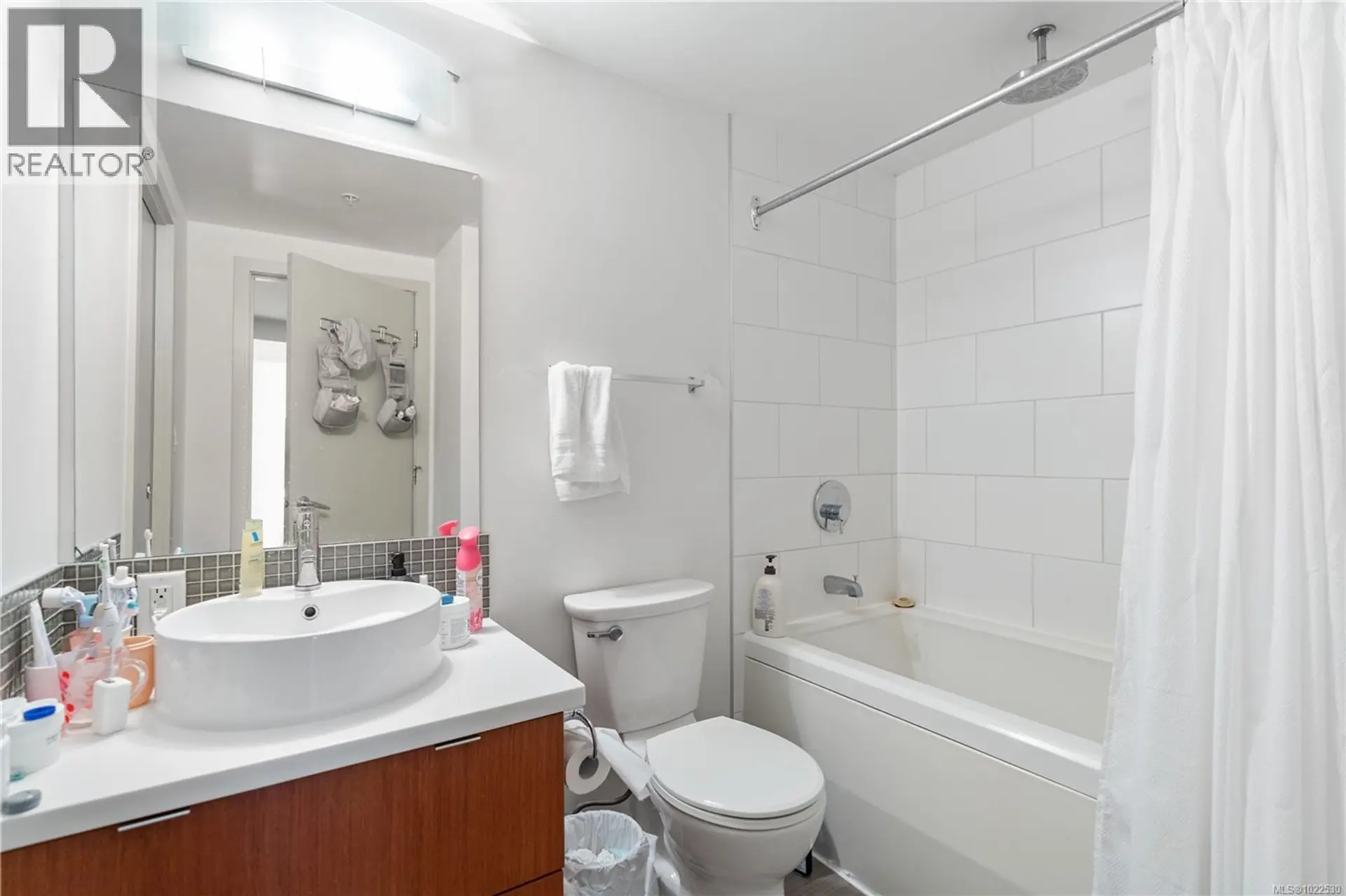 Property at #701 760 JOHNSON ST, Victoria, BC