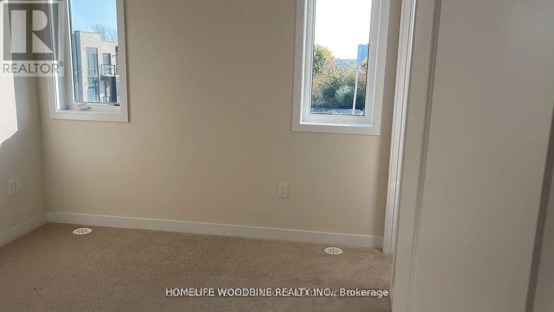 #43 30 CHIFFON STREET - Image 3
