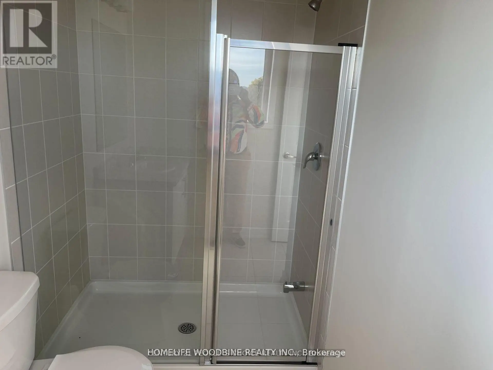 #43 30 CHIFFON STREET - Image 4