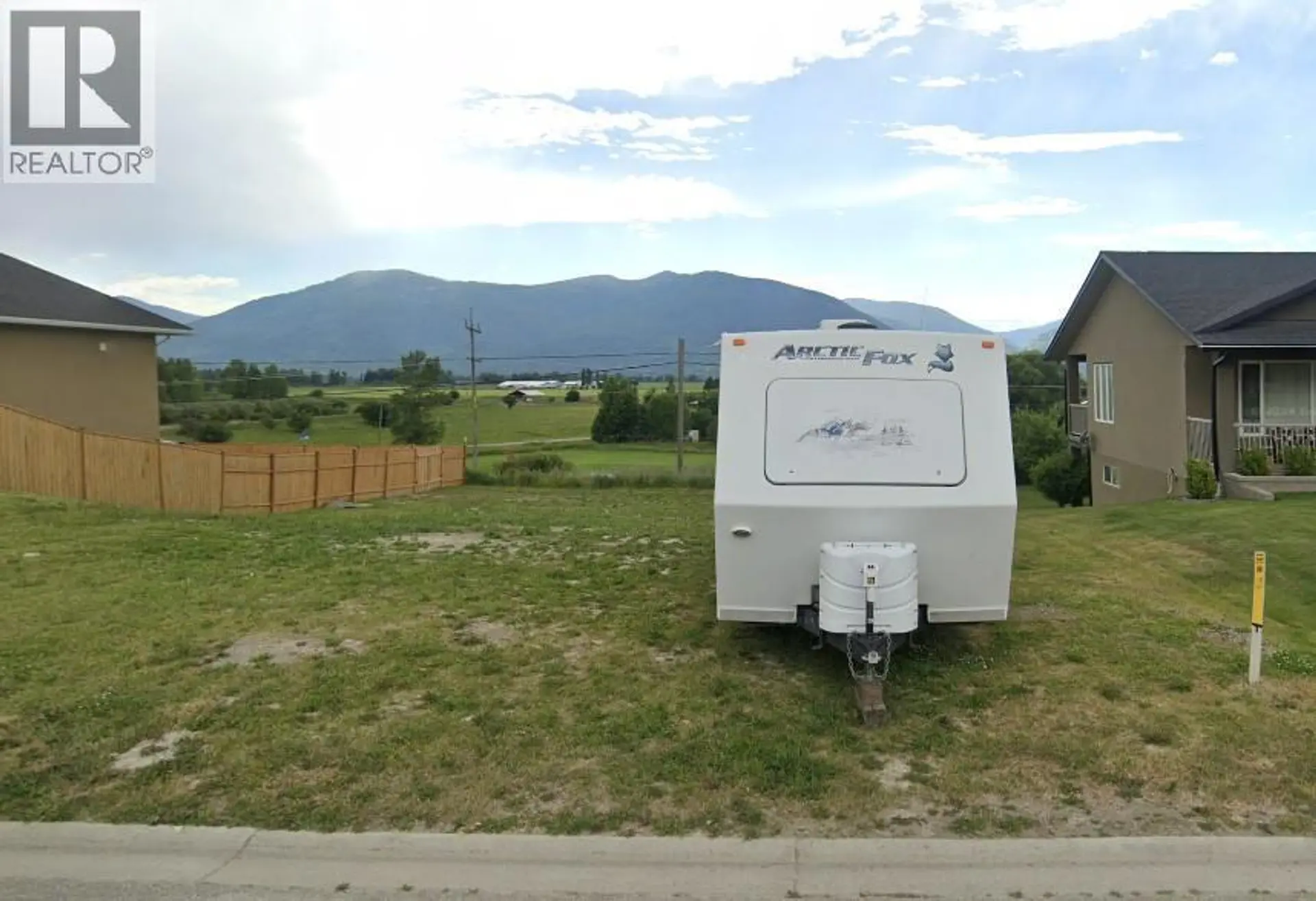 Property at 909 SELKIRK DRIVE, Creston, BC