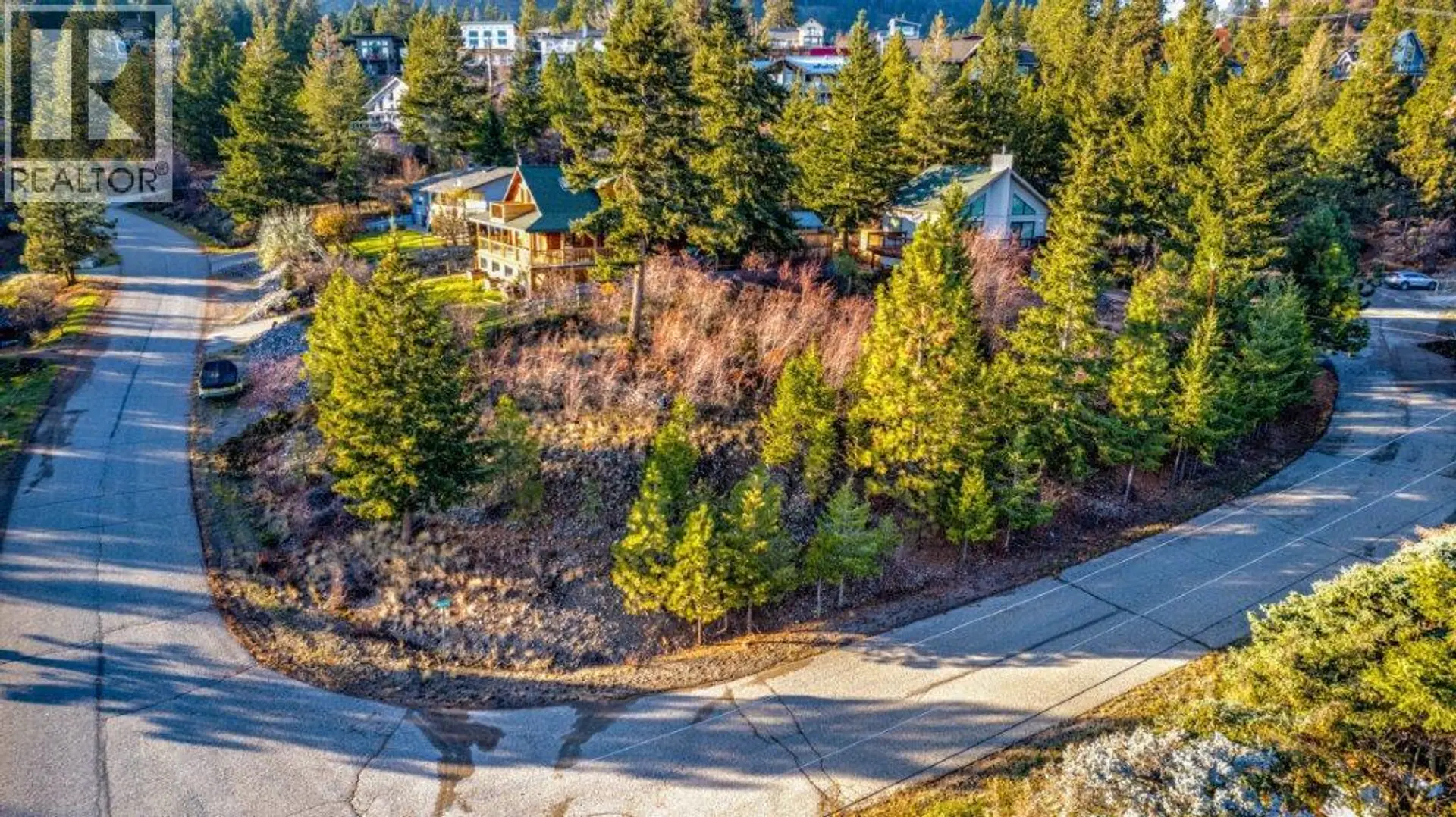 Property at 667 MOUNTAIN DRIVE, Vernon, BC