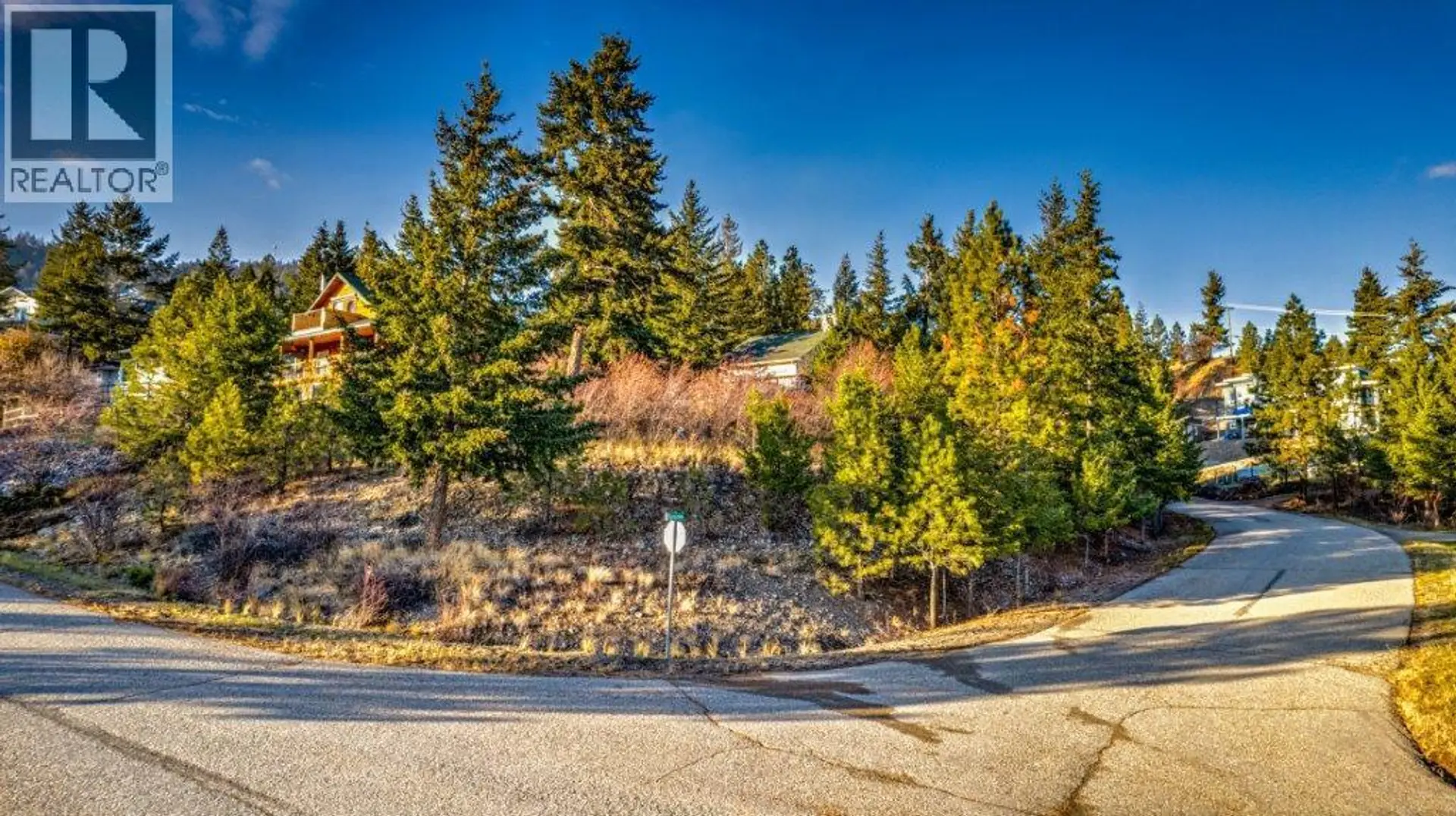 Property at 667 MOUNTAIN DRIVE, Vernon, BC